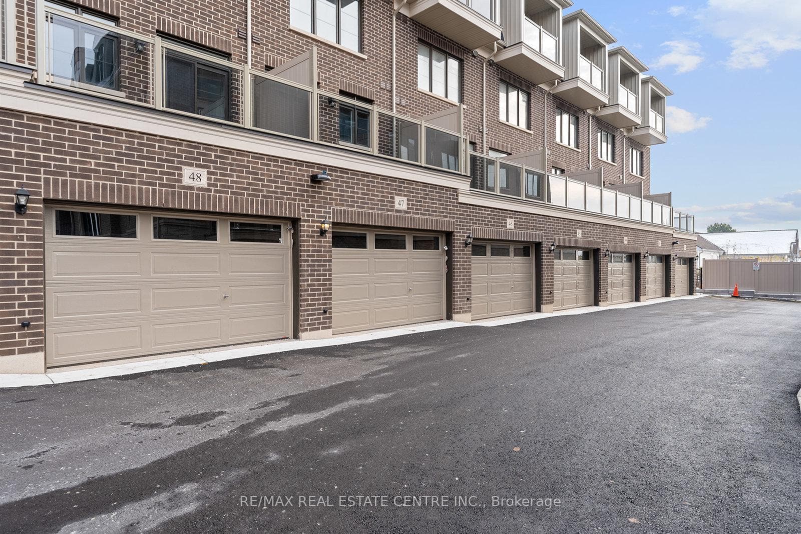 2140 Trafalgar Rd Road Unit 47 photo 6