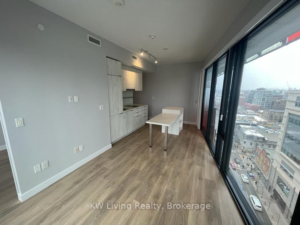 215 Queen Street Unit 1108 photo 1
