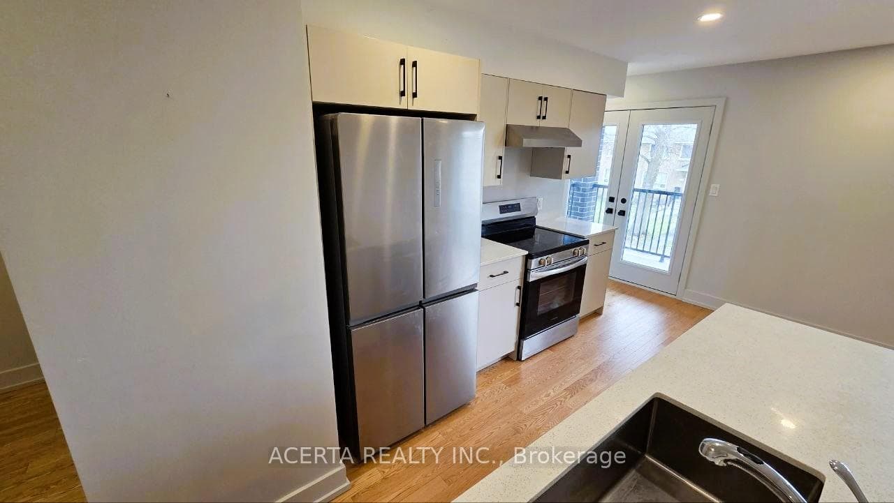 1252 Trenton Avenue Unit B photo 3