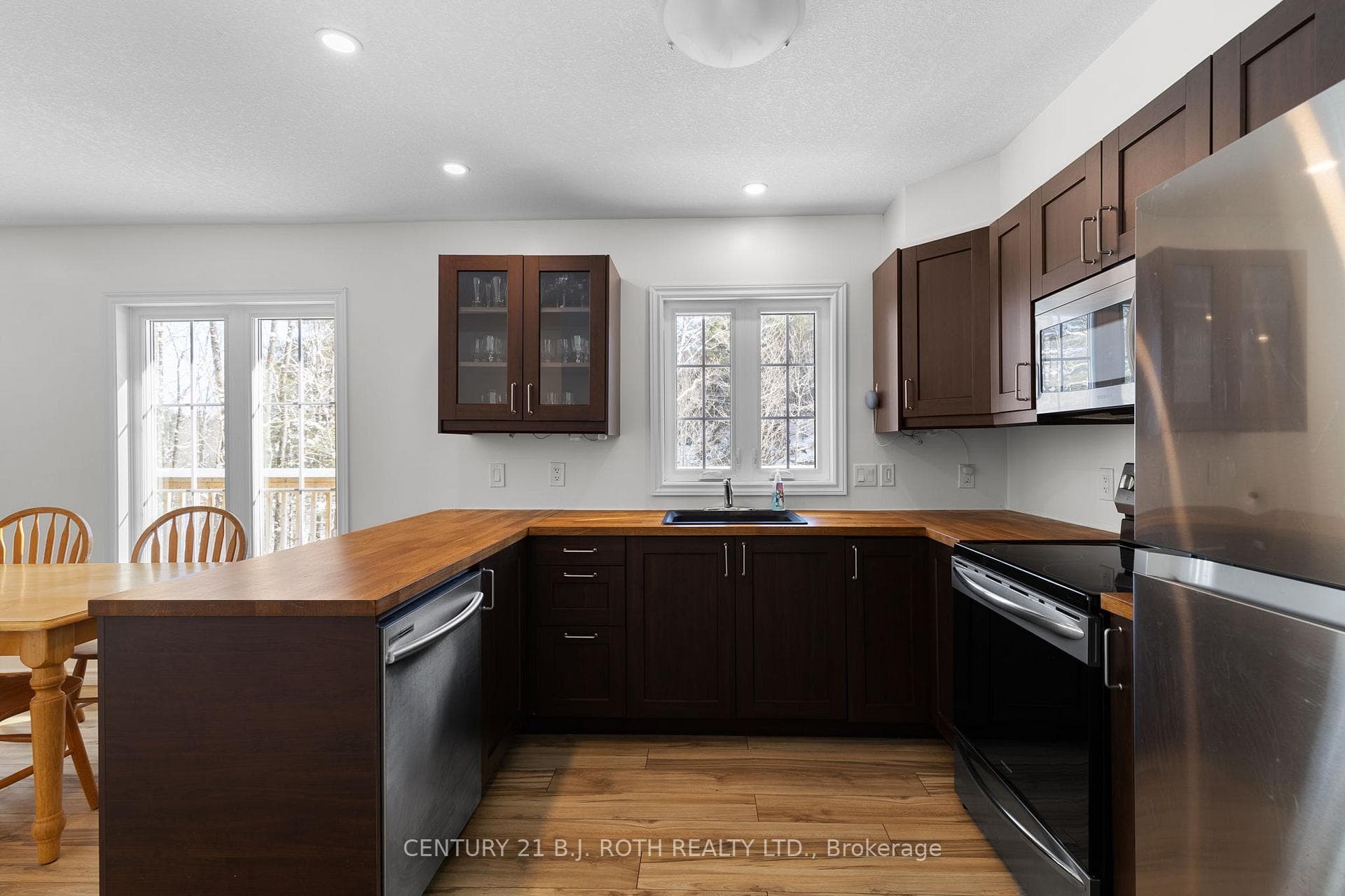 1040 Arthur Schulz Road photo 6