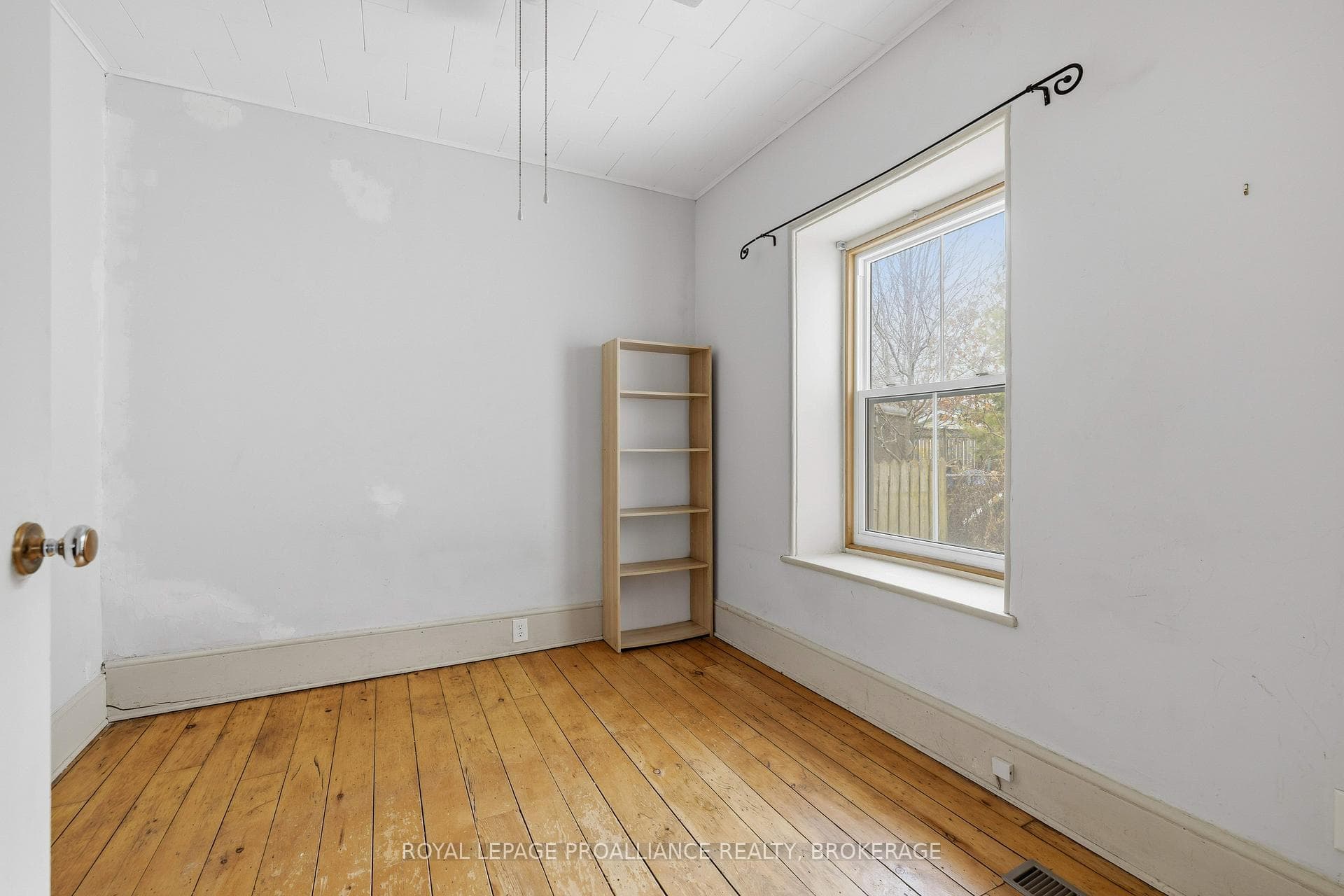 113 Charles Street photo 27