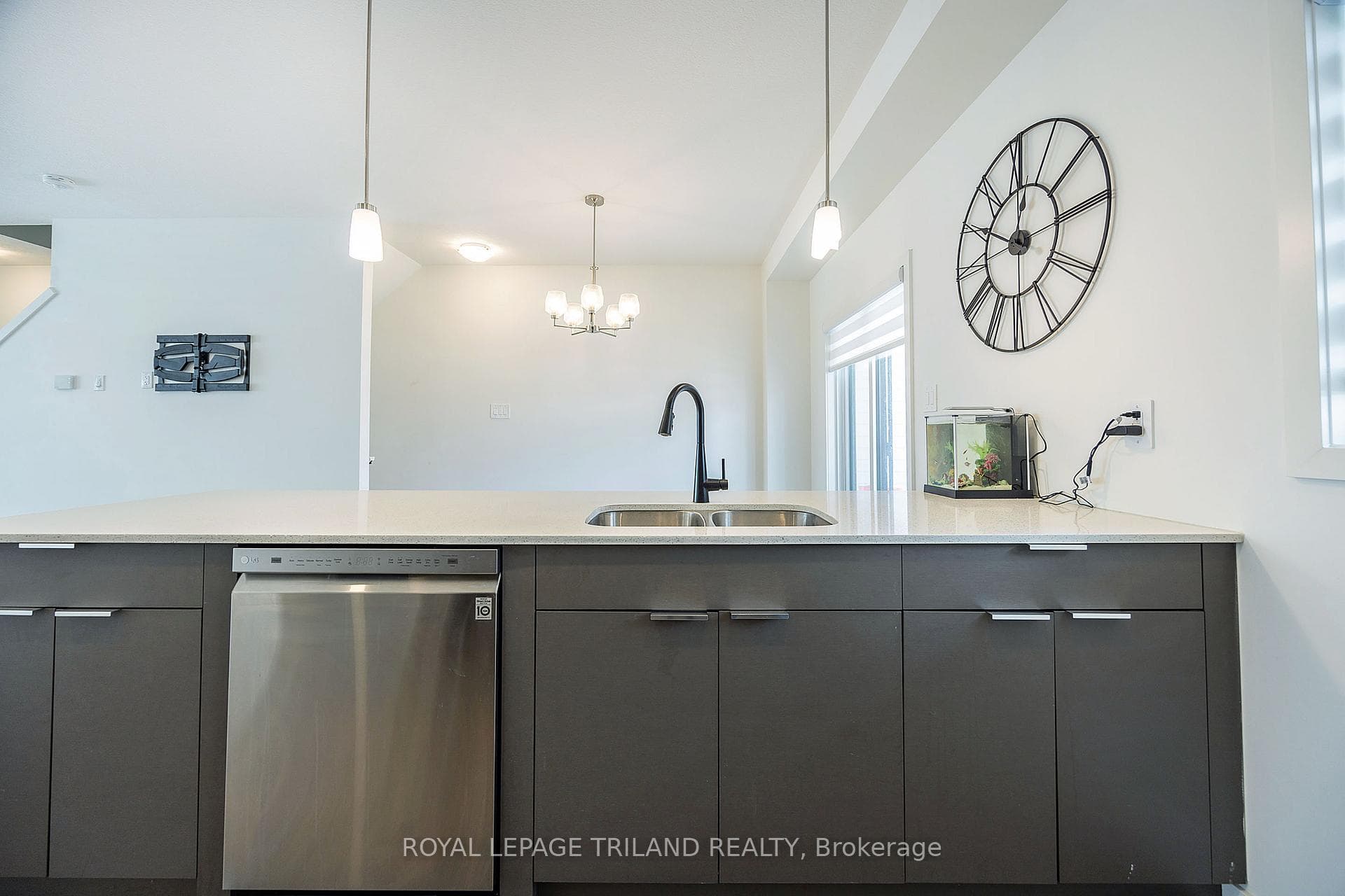 1781 HENRICA Avenue Unit 36 photo 19