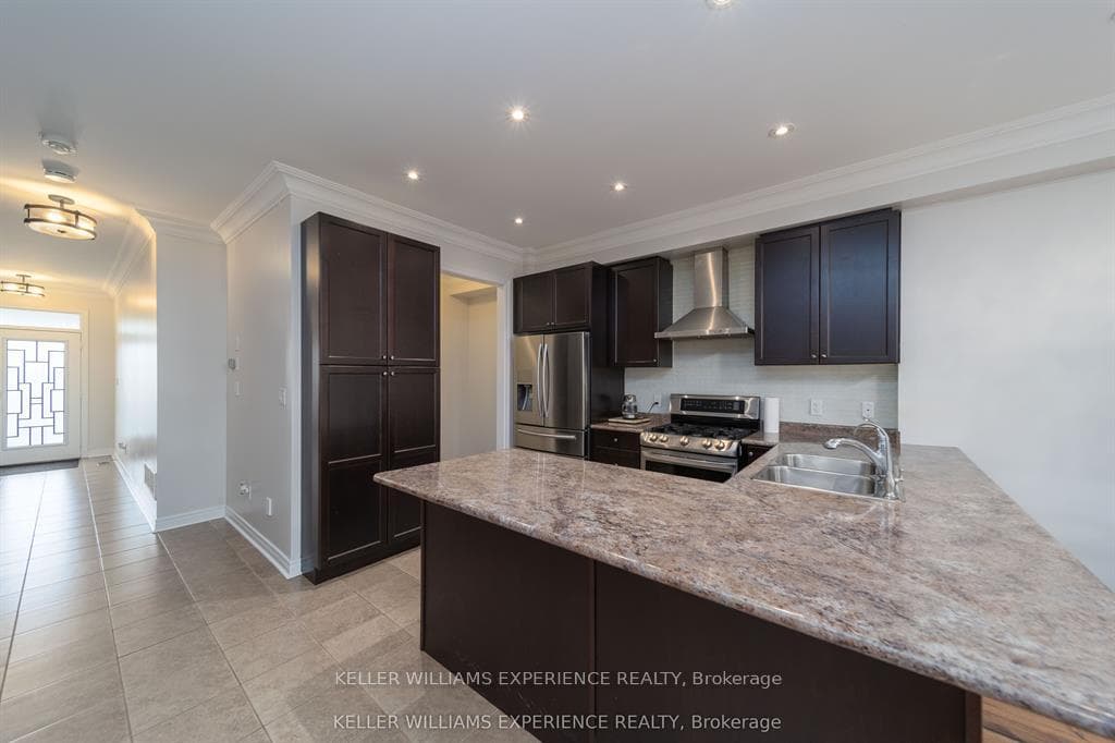 6 Weaver Terrace photo 7