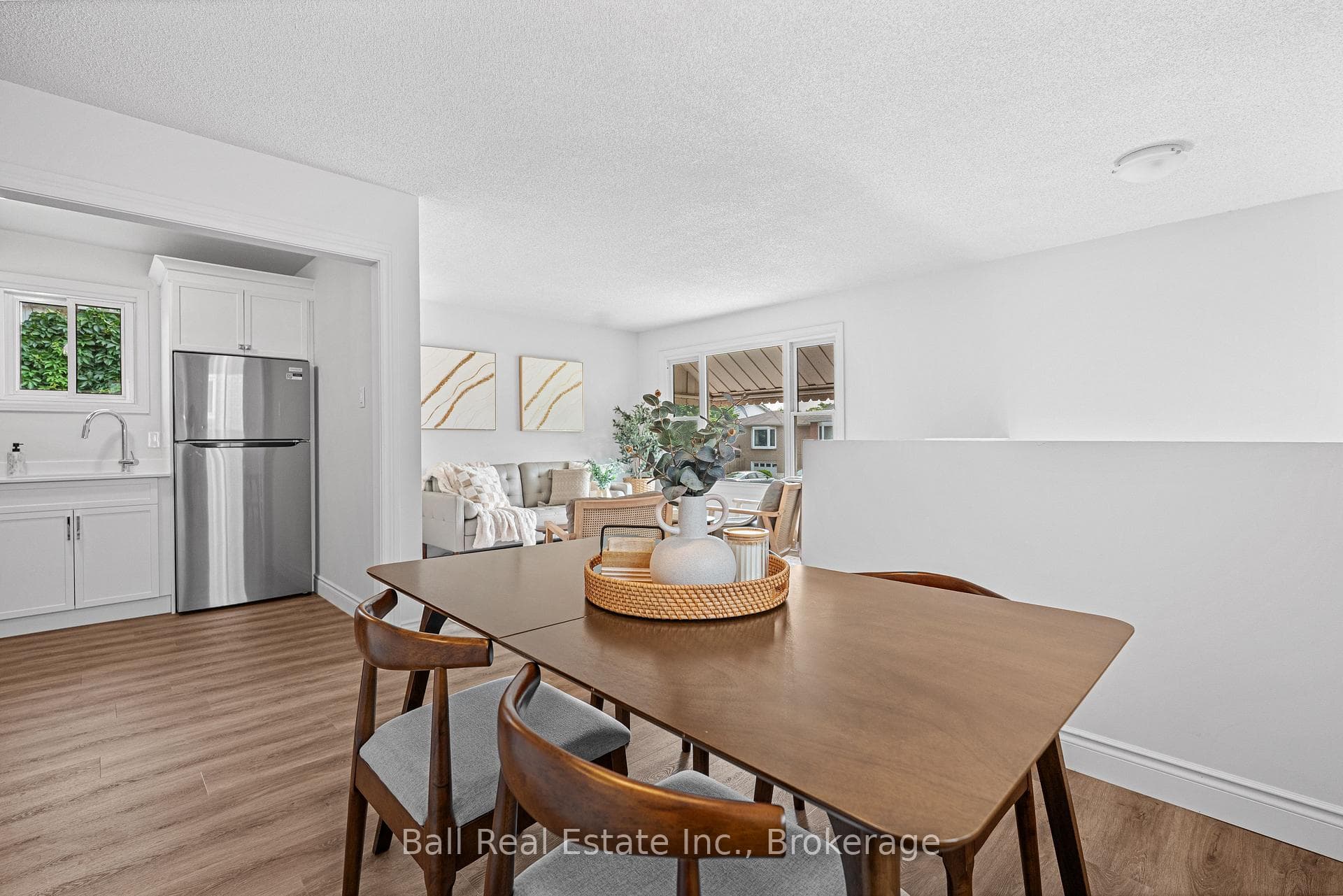 774 Mountain Ash Road photo 17