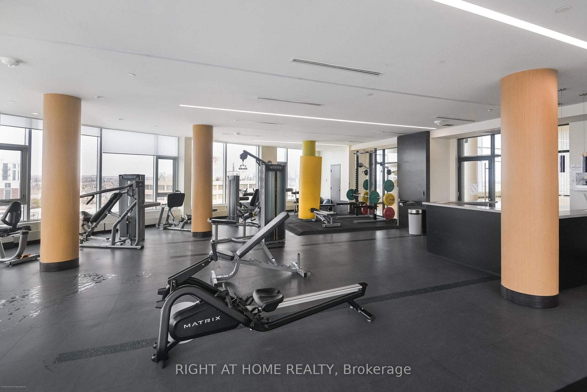 2520 Eglinton Avenue Unit 1602 photo 23