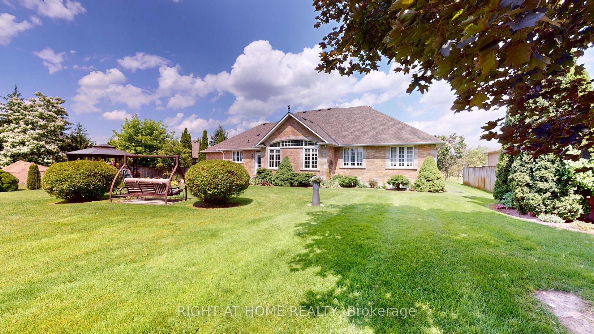 Very private landscaped yard