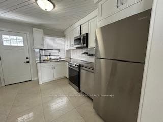 12894 Keele Street Unit Main Fl photo 7