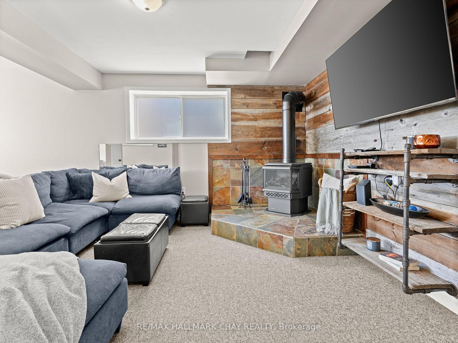 6 Lakewoods Court photo 26
