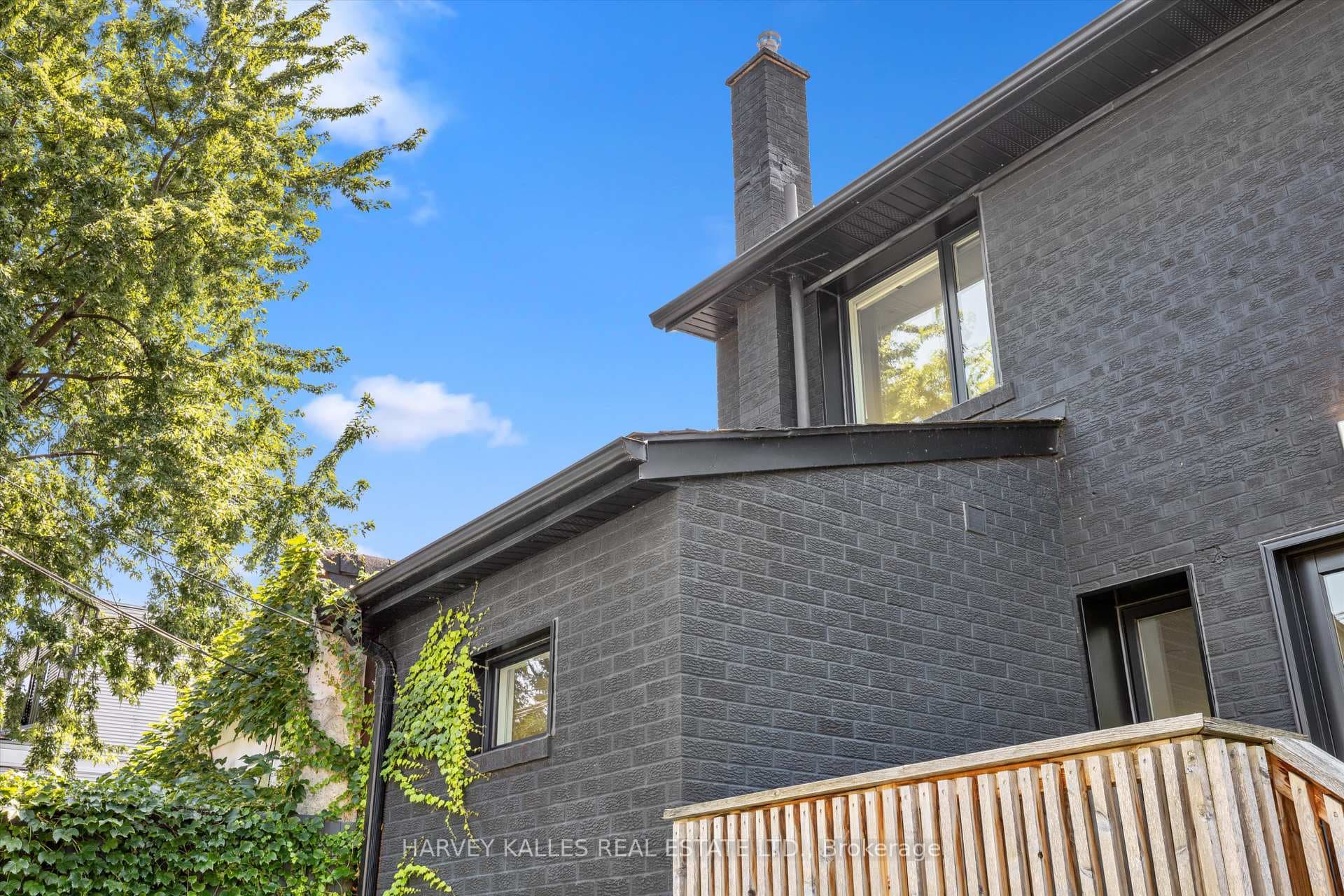 99 Claremont Street photo 38