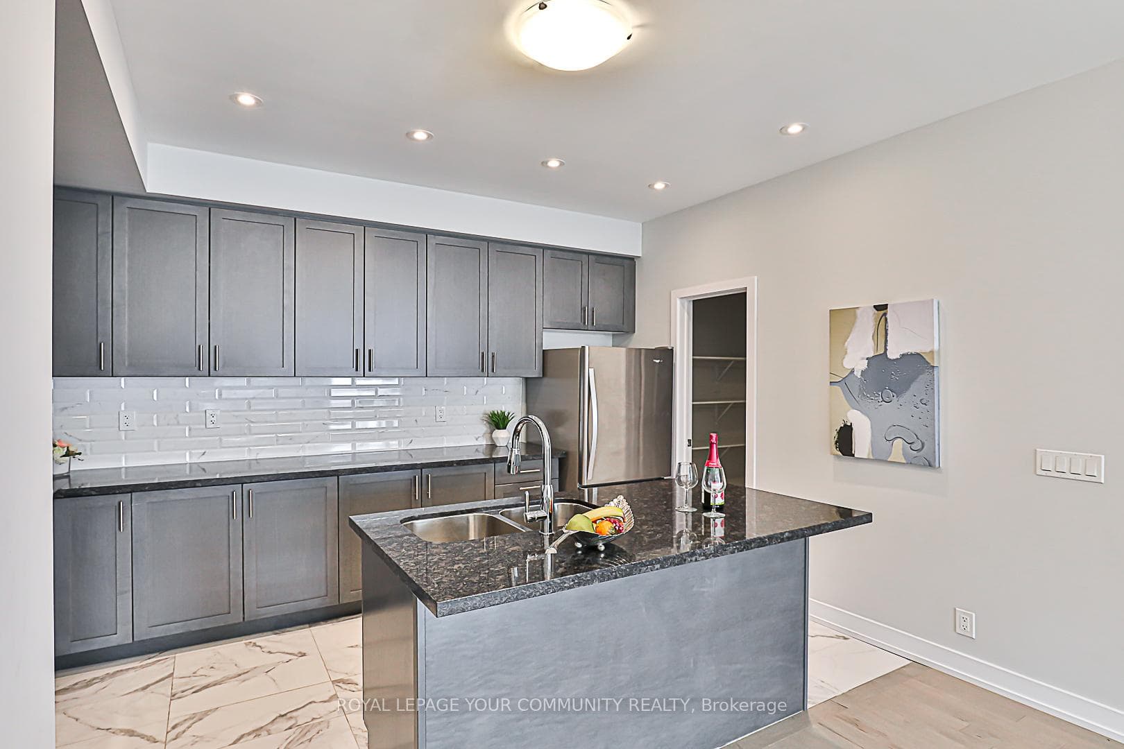 24 Gilbert Wright Avenue photo 15