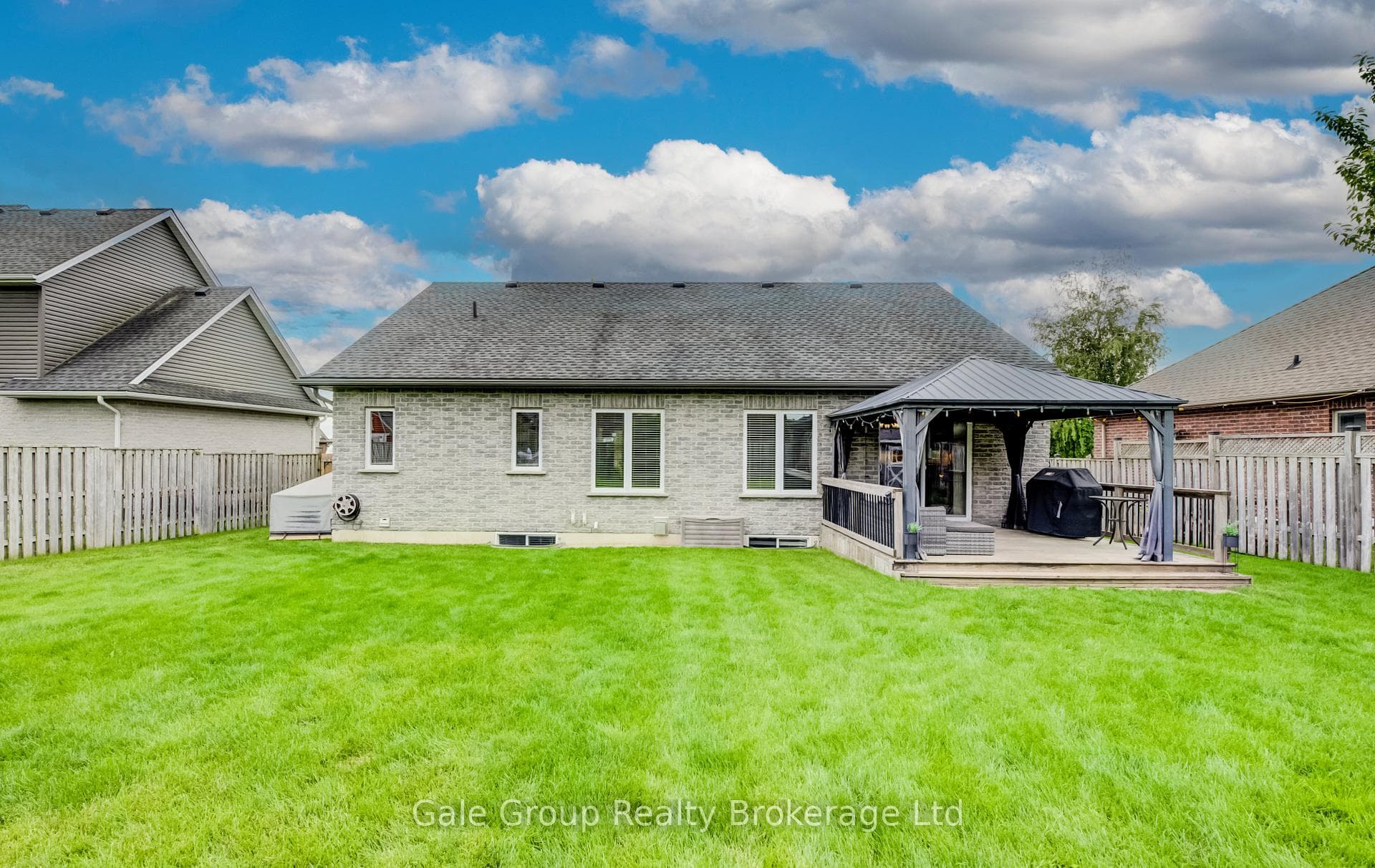 47 Graydon Drive photo 34