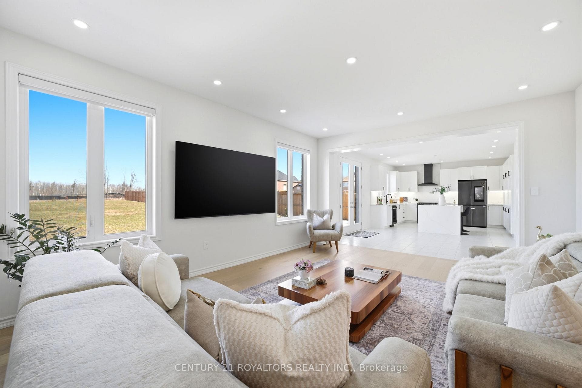 107 Rugman Crescent photo 22