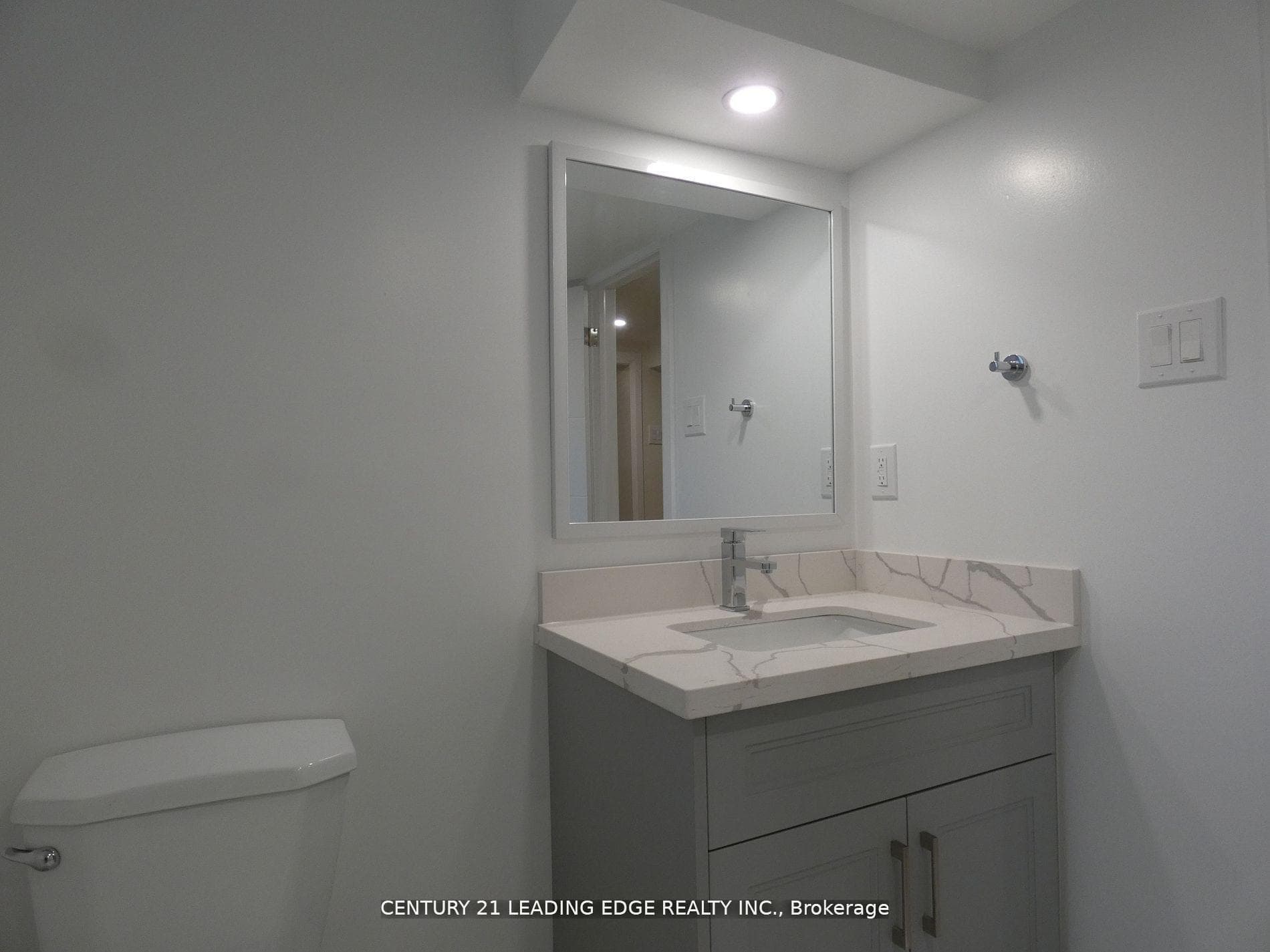 26 Scotswood Road Unit Lower photo 23