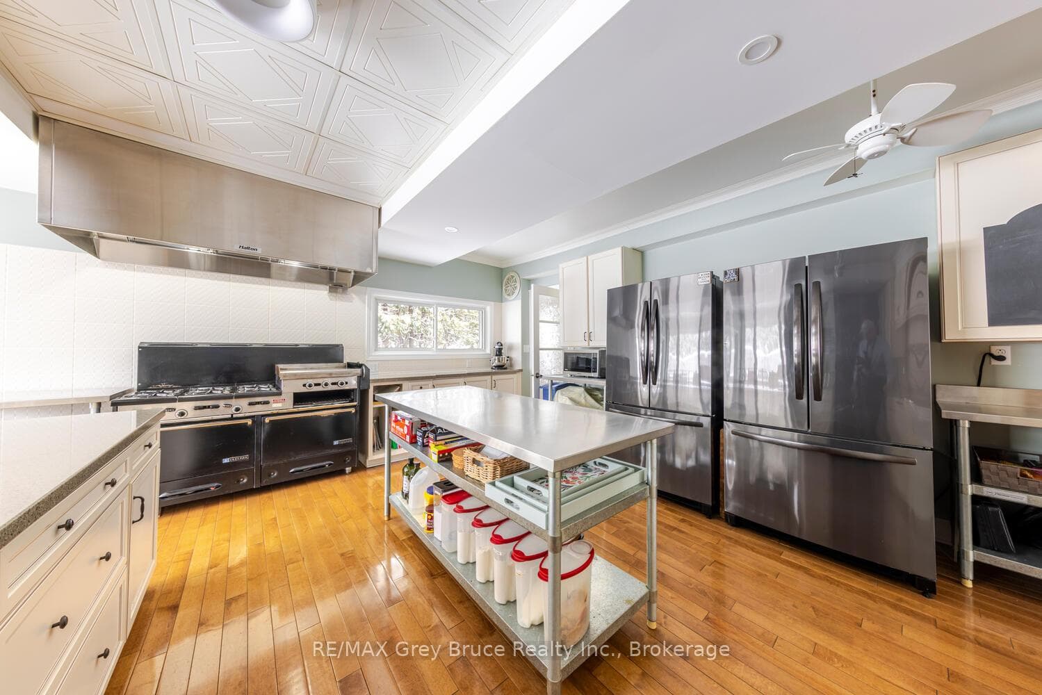 424 Huron Road photo 18