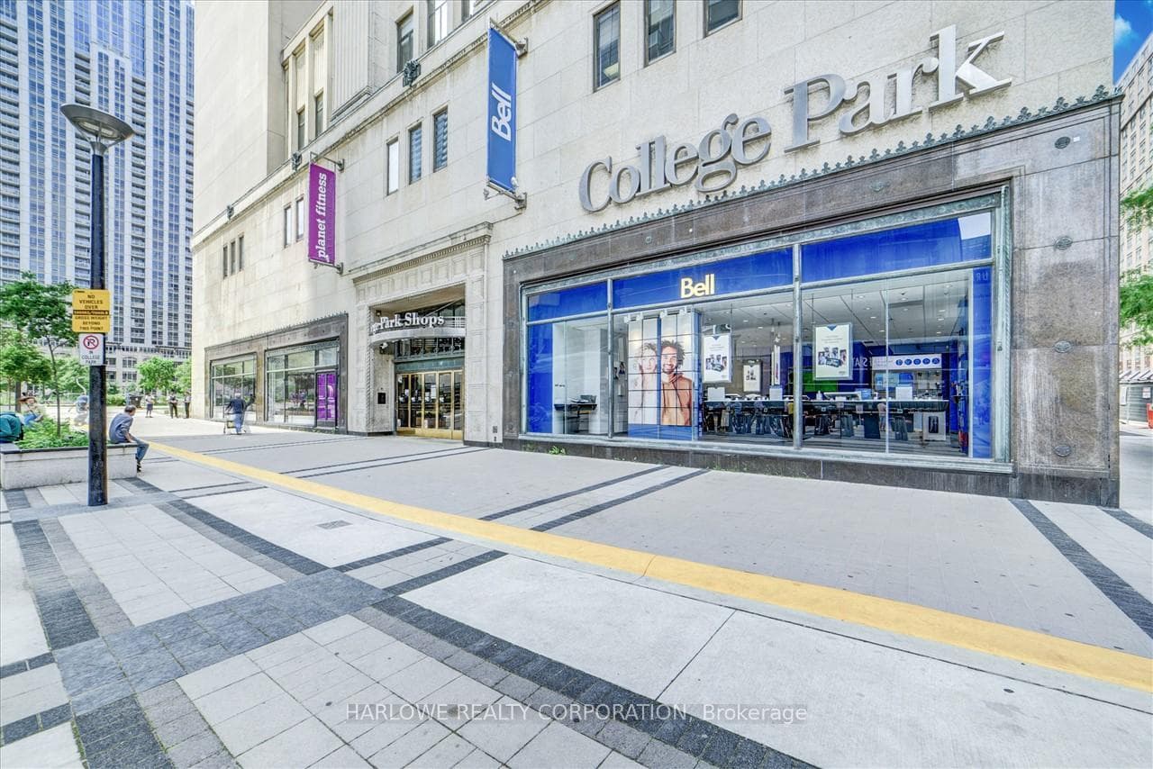 386 Yonge Street Unit 824 photo 23