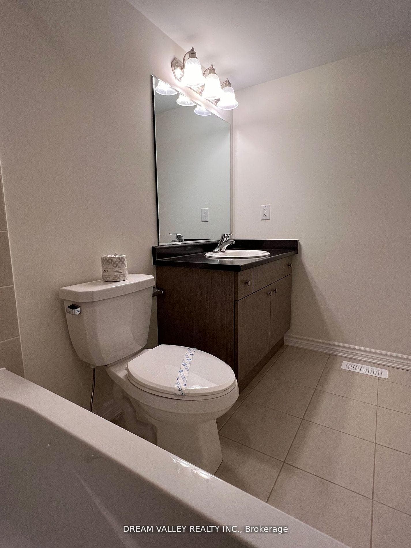 2789 Eglinton Avenue Unit 441 photo 17