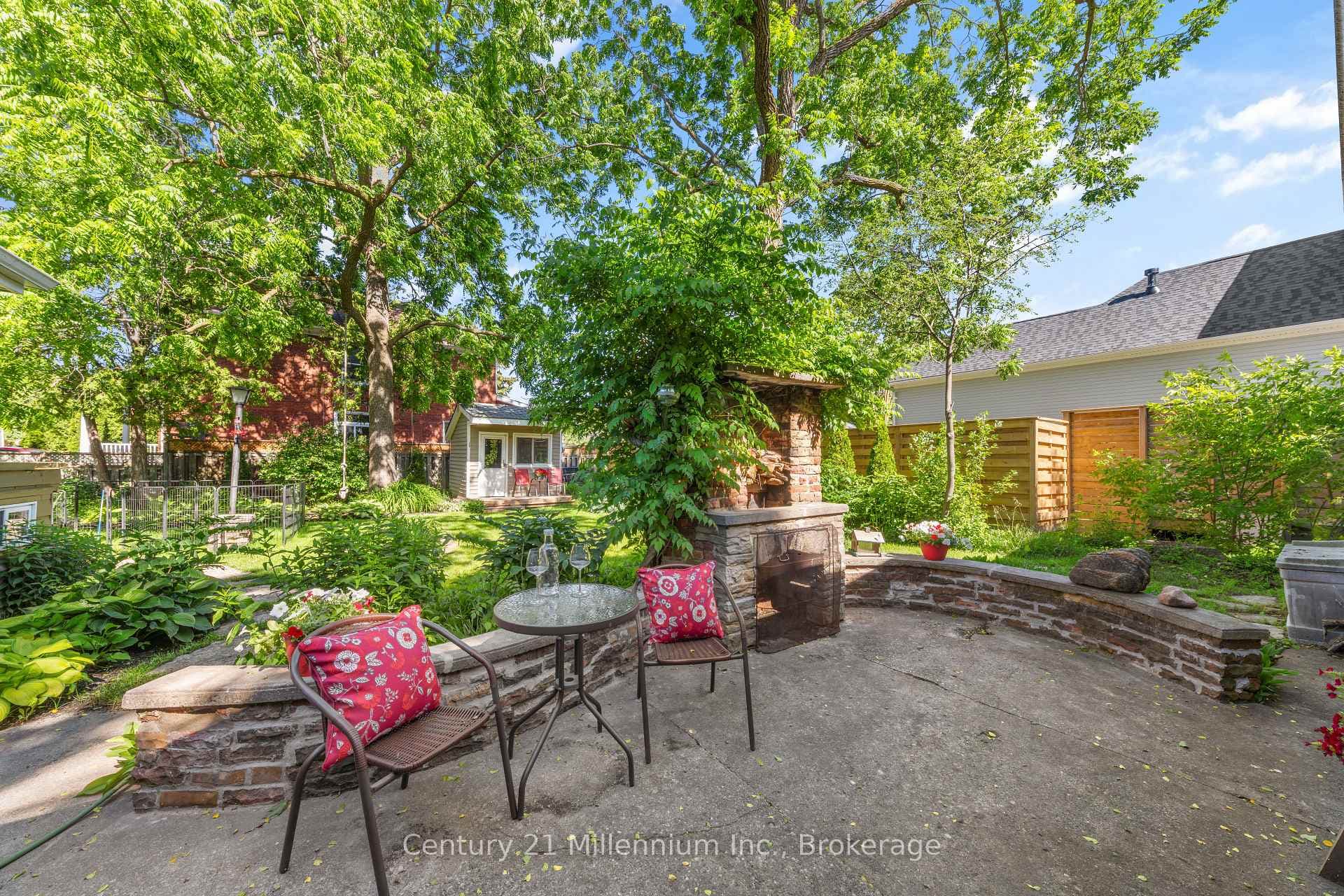 91 Beech Street photo 31