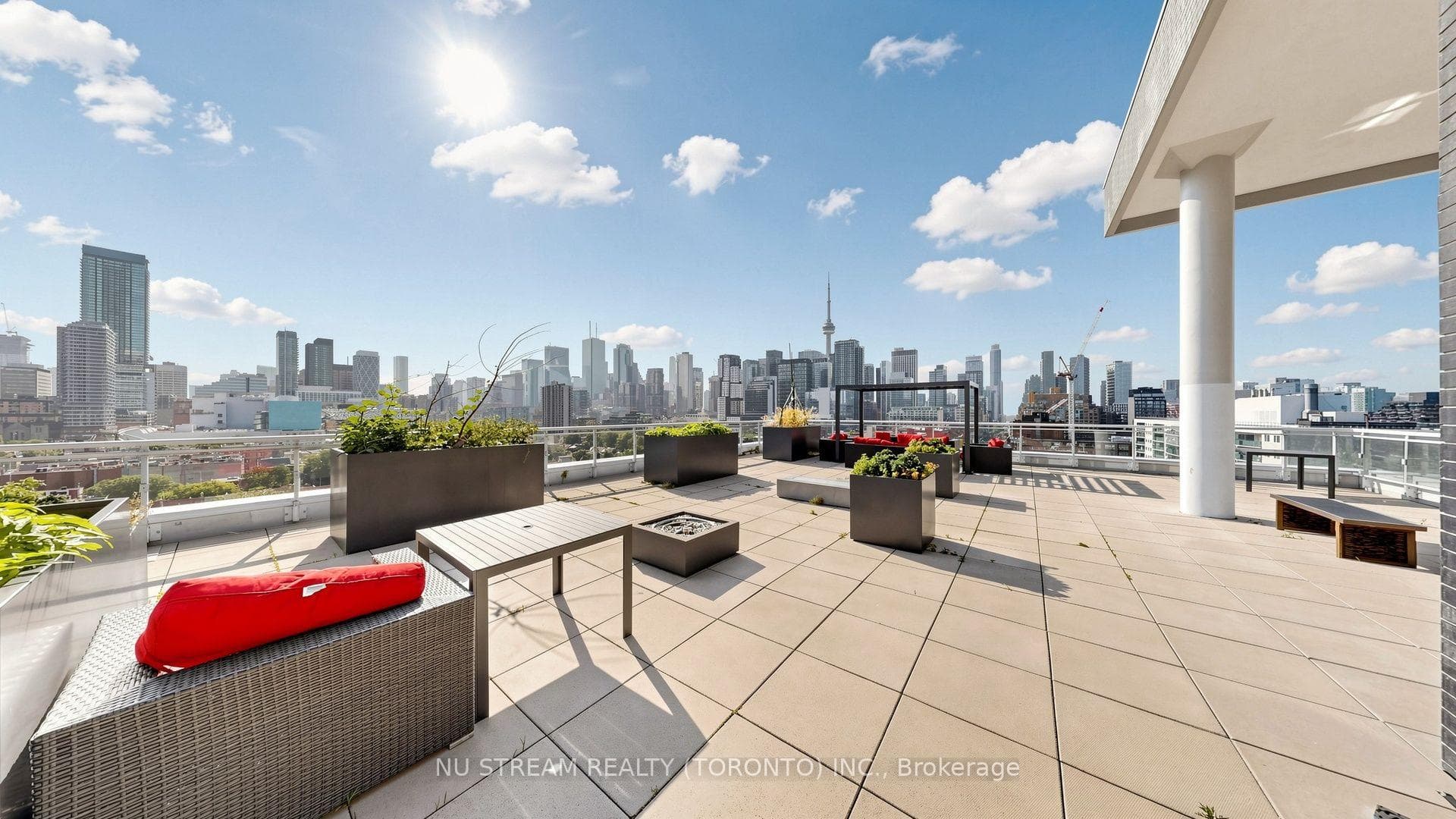 10 Willison Square Unit 708 photo 45
