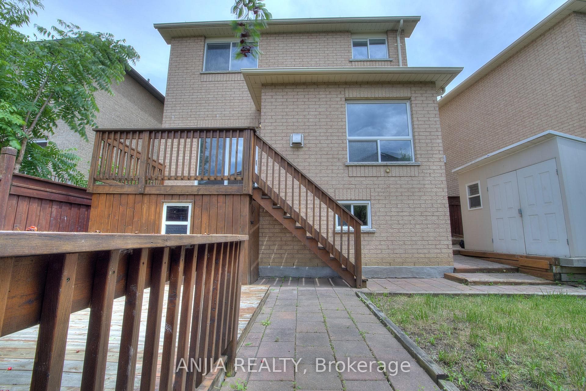 32 Signet Way photo 36