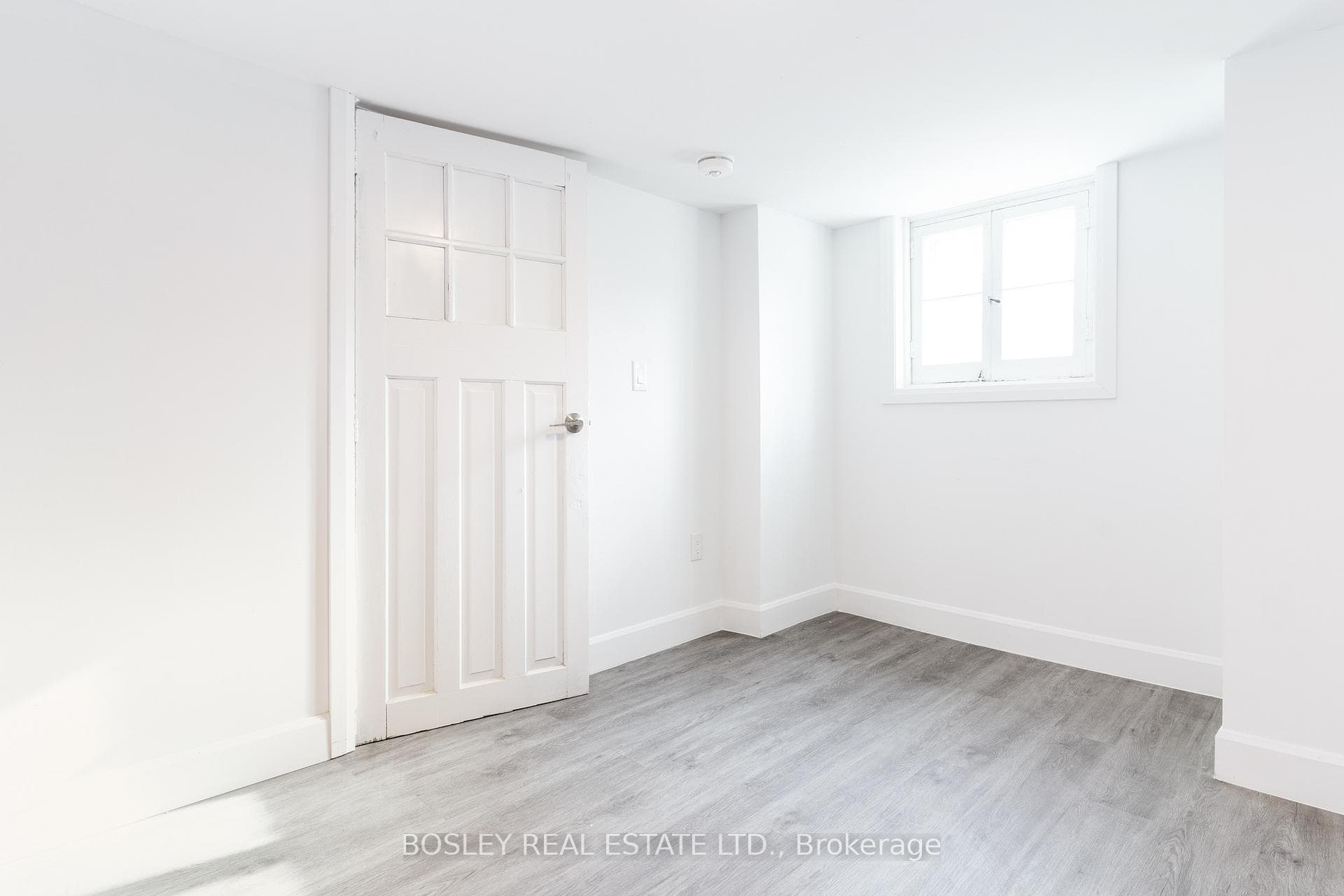 382 Merton Street photo 32