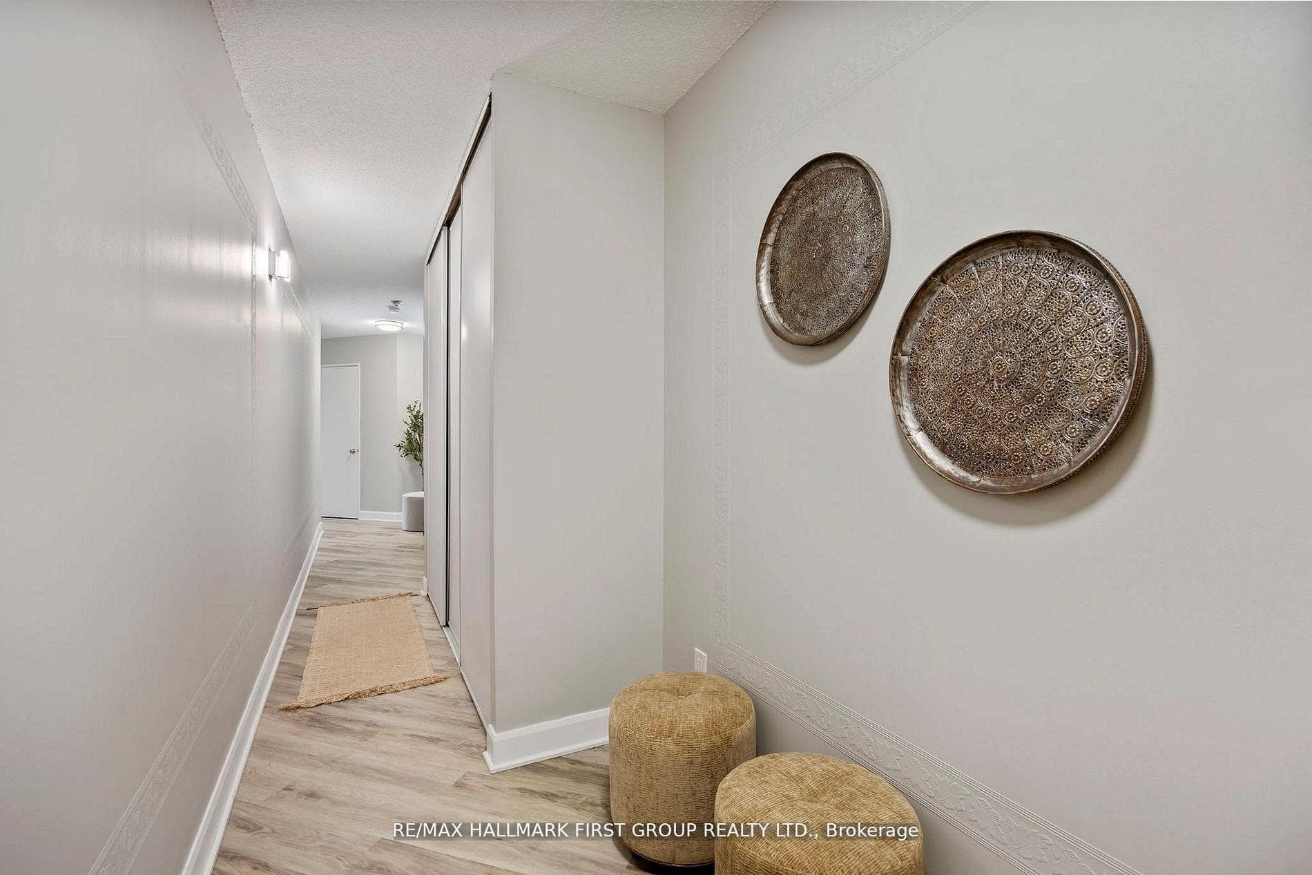 2 WESTNEY Road Unit 1109 photo 5