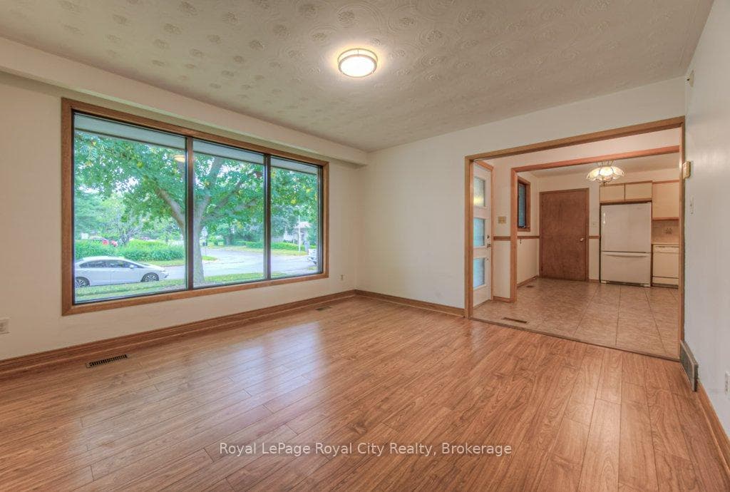 36 Argyle Drive photo 9