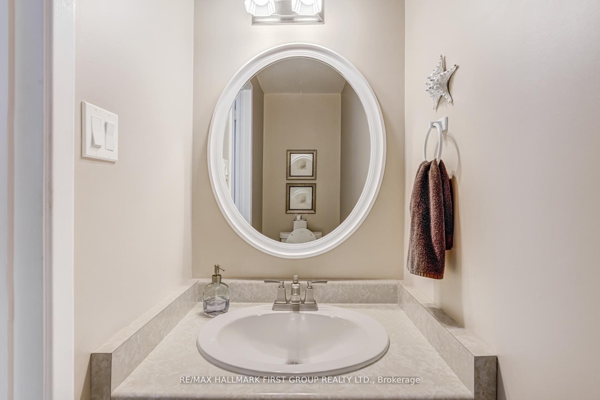 28 Jenkins Lane photo 11