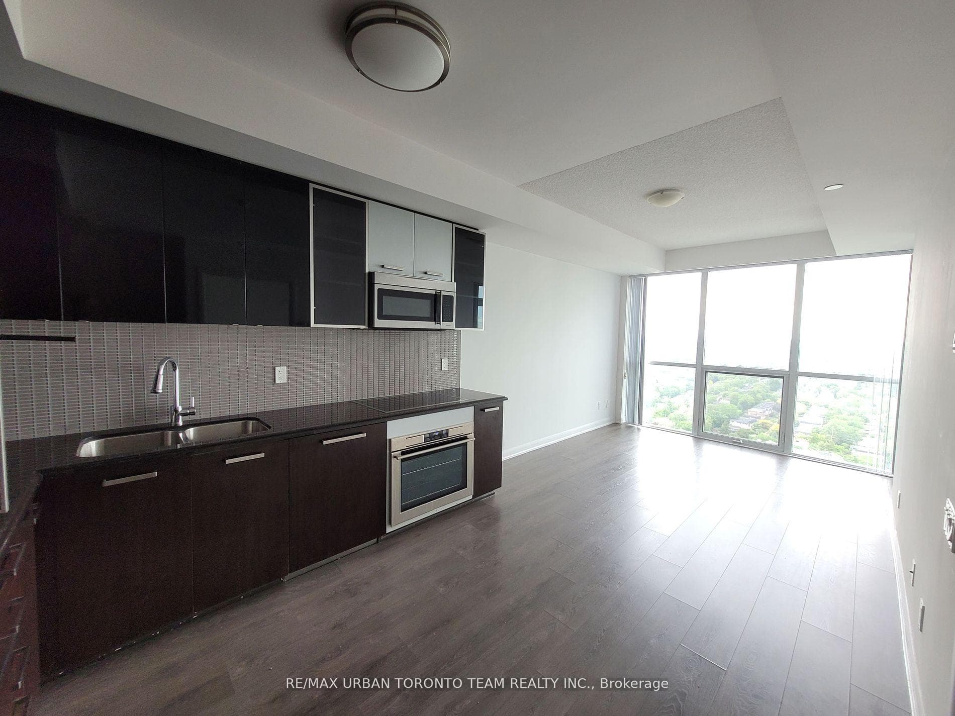 5162 Yonge Street Unit Lph 507 photo 2