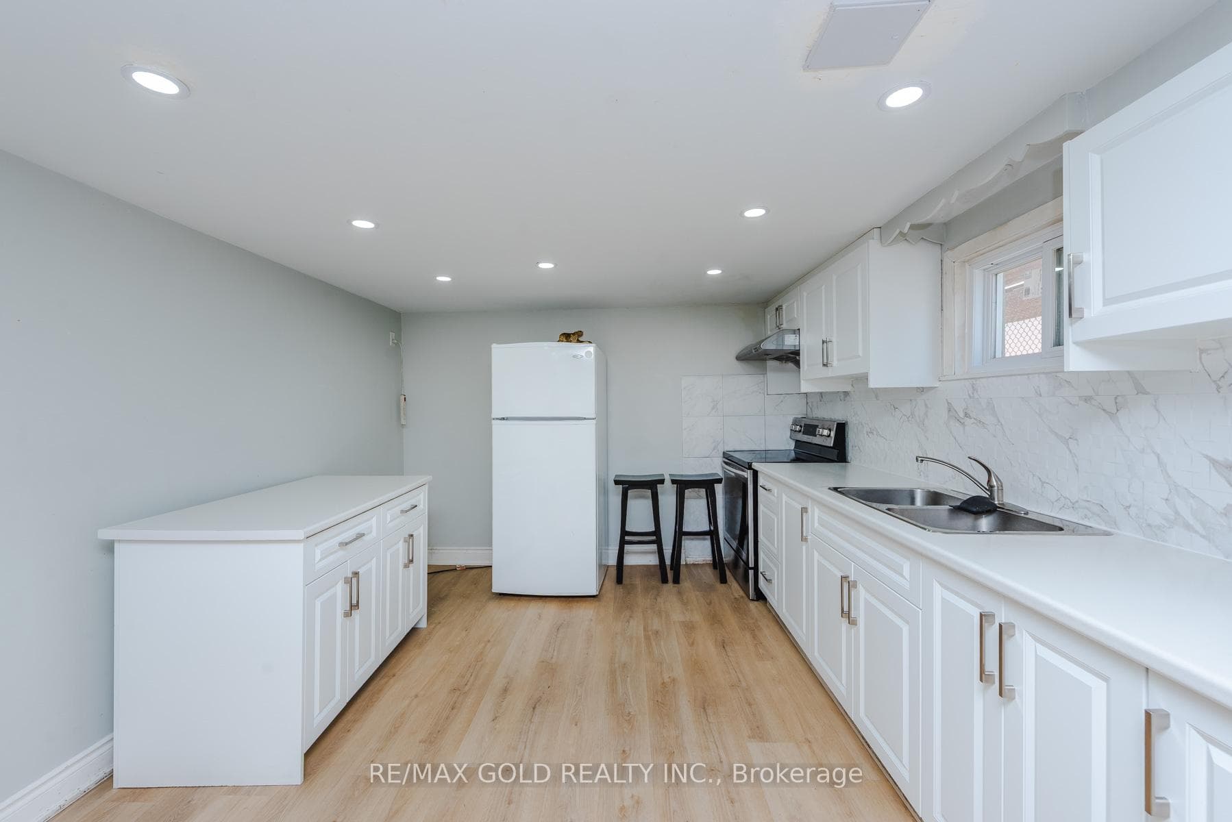 7521 Rockhill Road photo 22