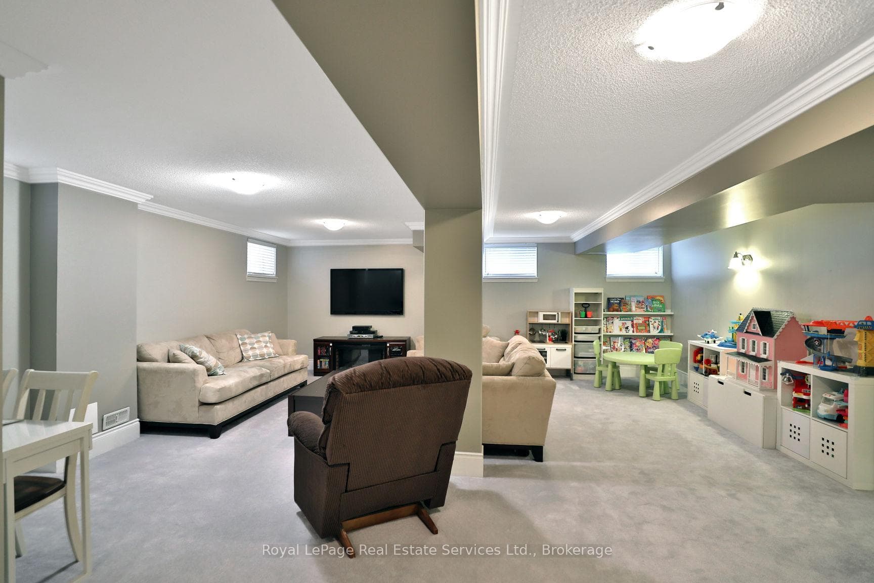 2473 Thornfield Common photo 29