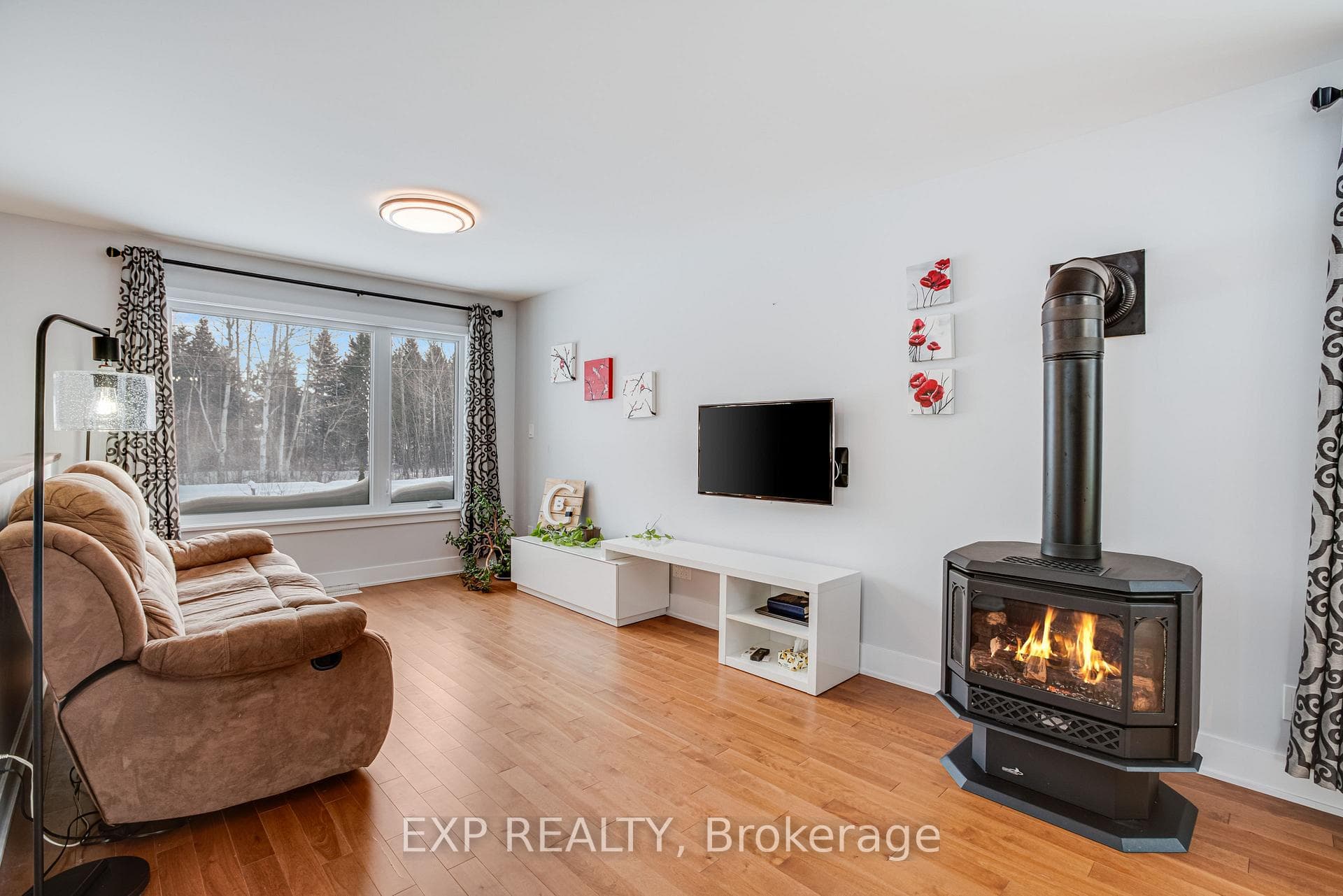 933 Monte Lebrun Road photo 12