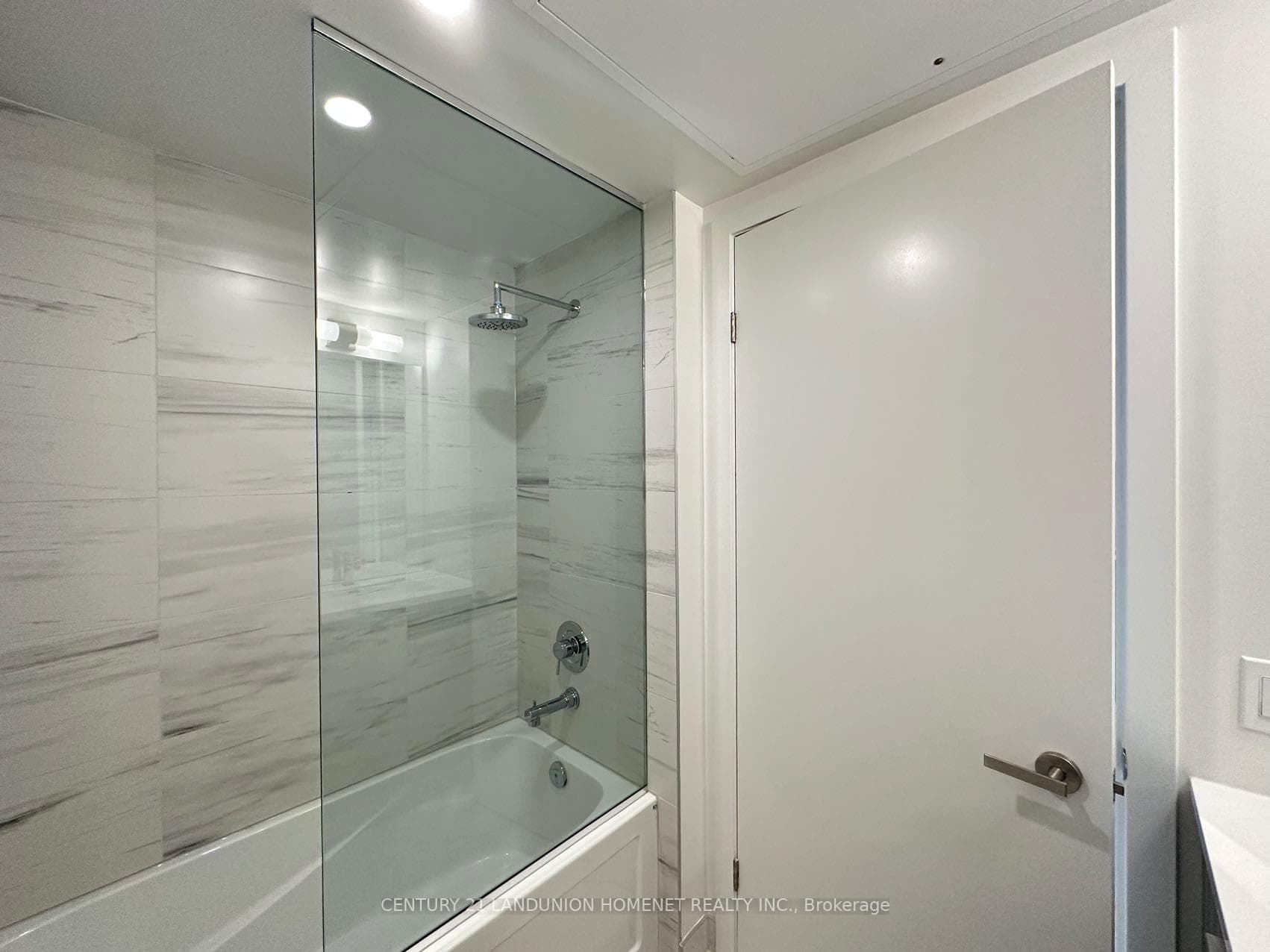 55 Cooper Street Unit 2706 photo 8
