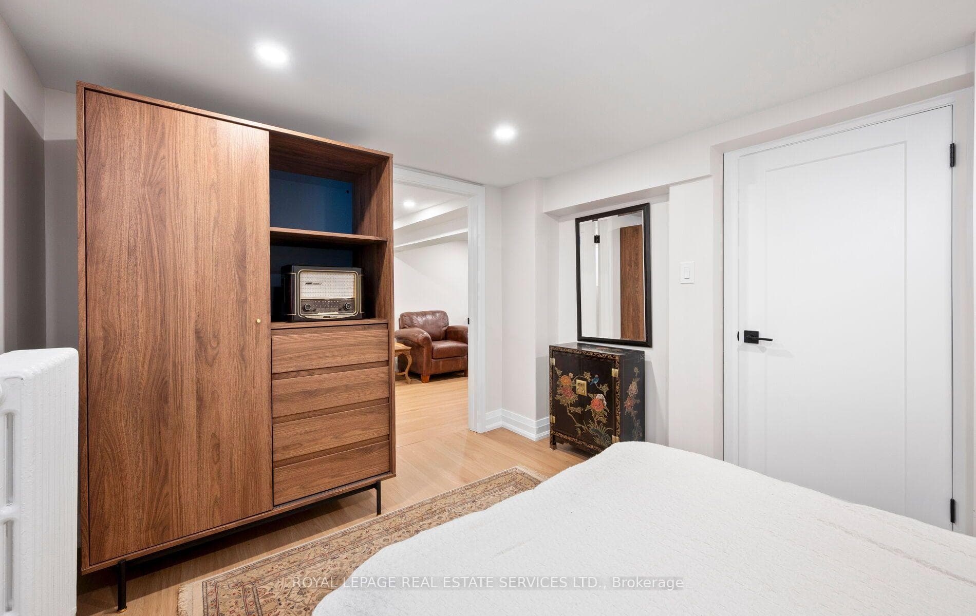 509 Christie Street photo 33
