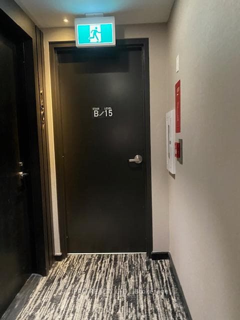 501 Yonge Street Unit 1506 photo 23