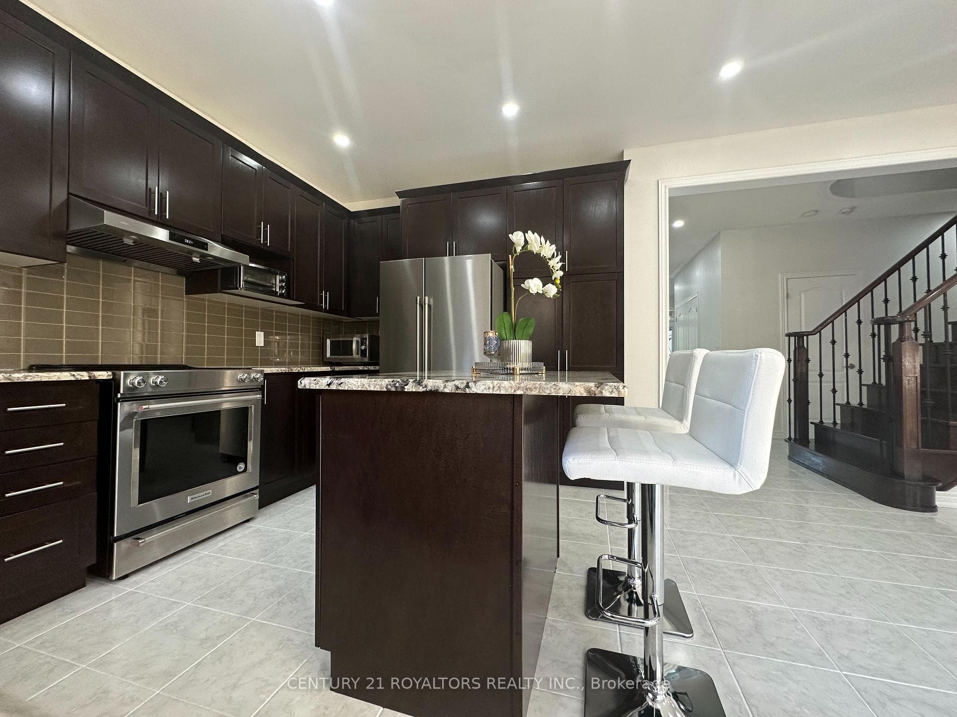 28 Russell Creek Drive photo 14
