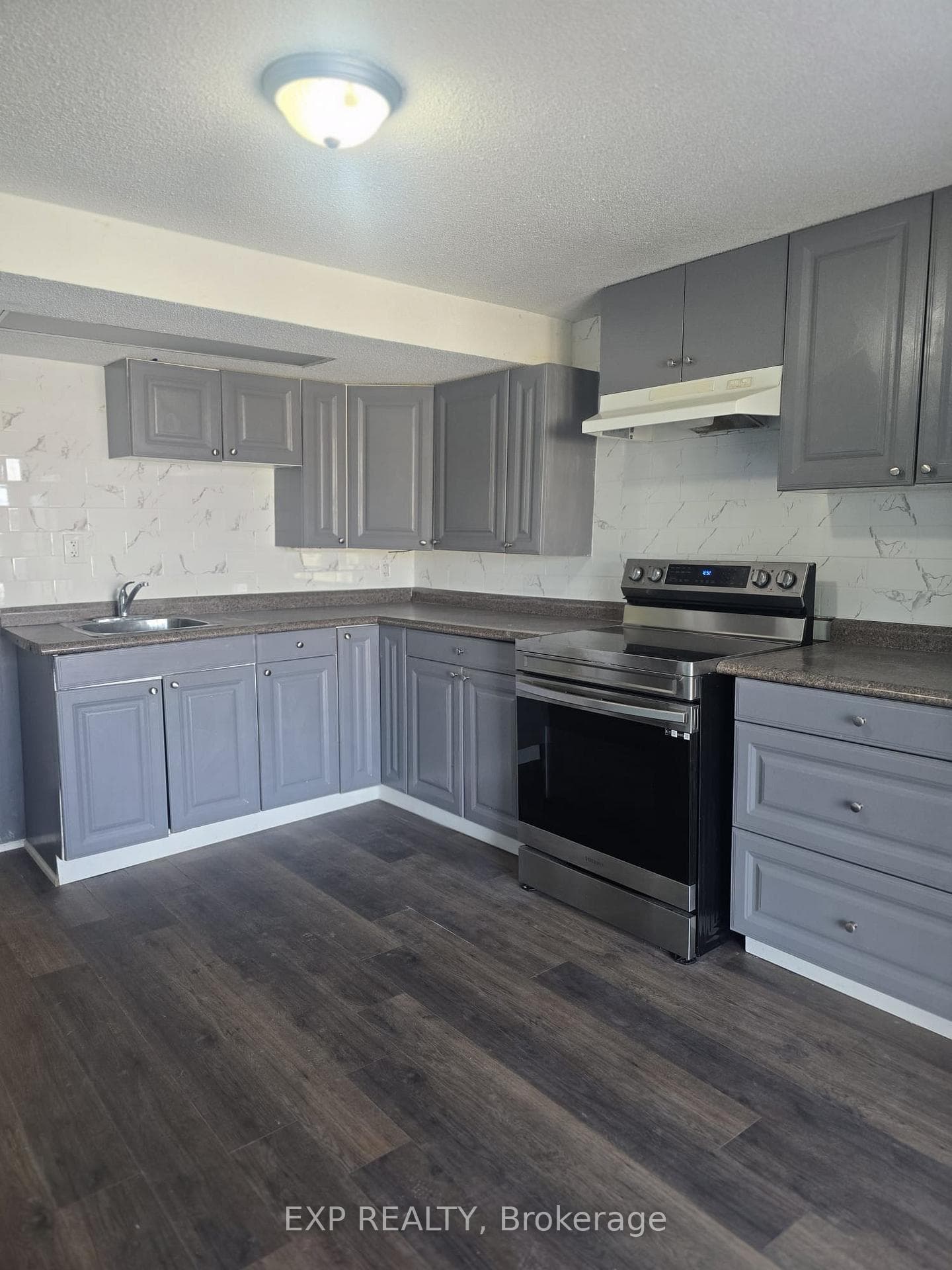 2113 Theoden Court photo 1