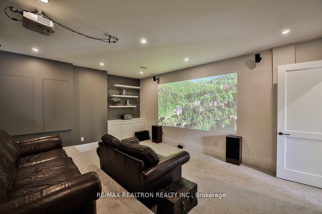 2 Blueberry Lane photo 36