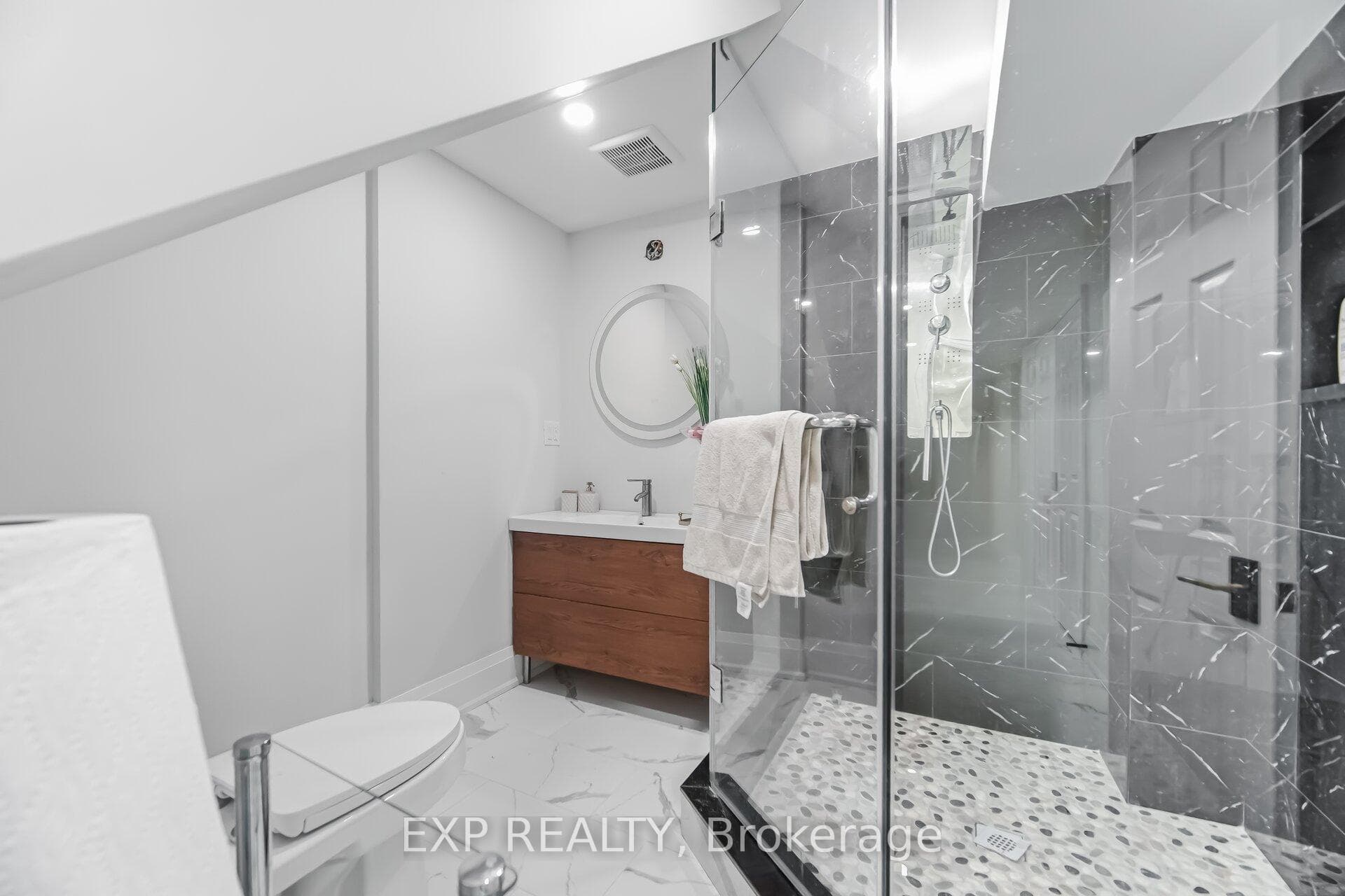 265 Wycliffe Avenue photo 39