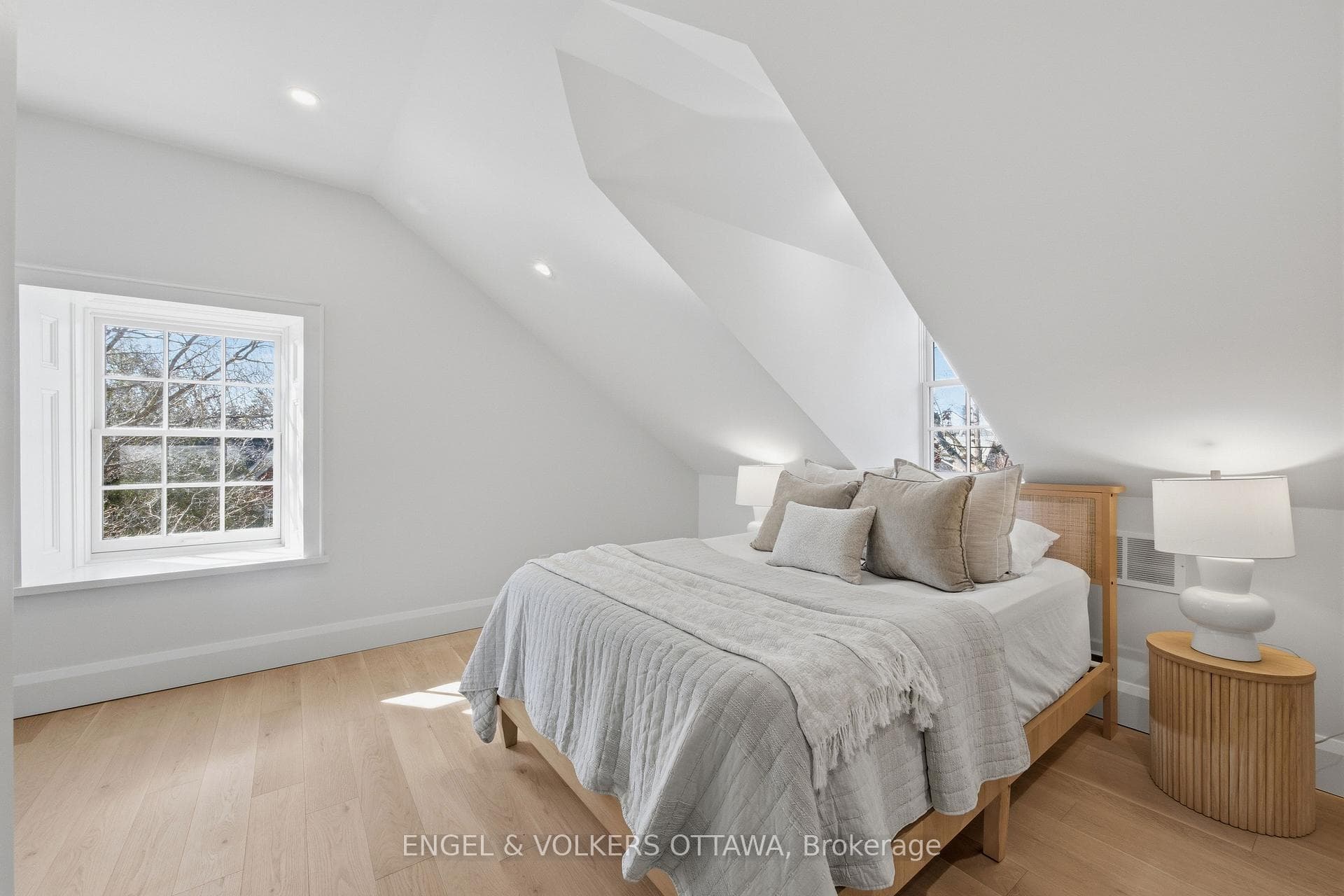 71 Thomas Street photo 35