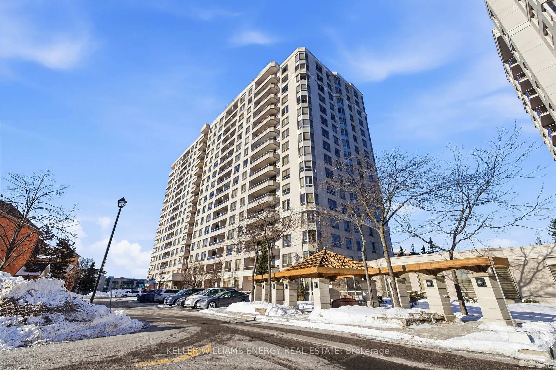 1000 The Esplanade N/A Unit 103 photo 2