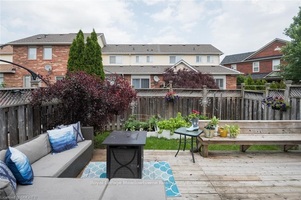 1088 BARCLAY Circle photo 33