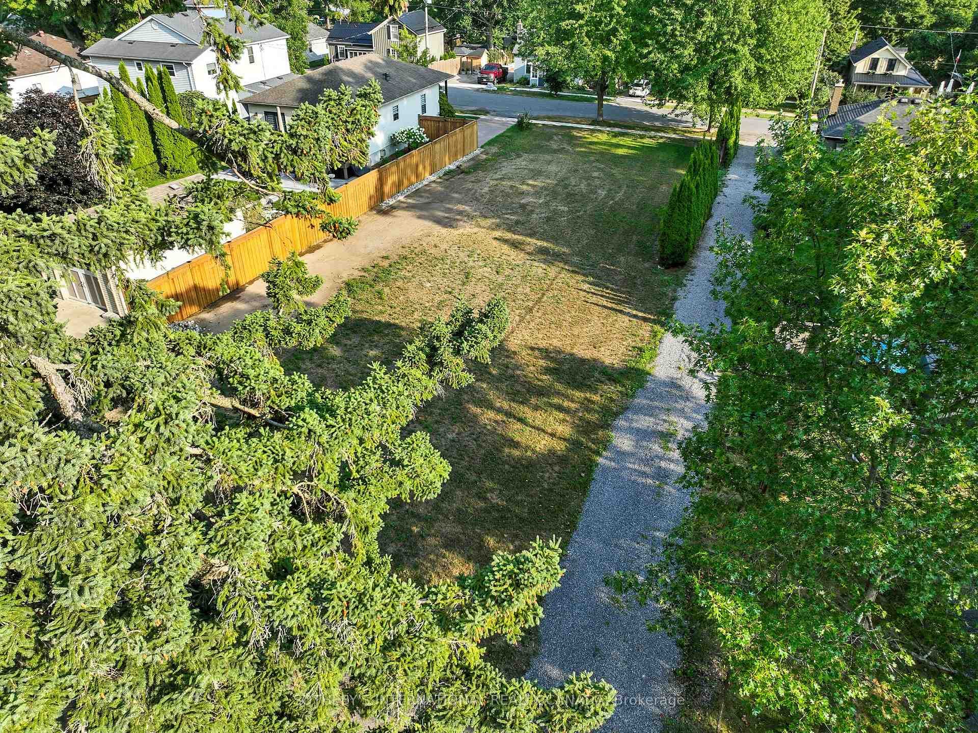 58 Sullivan Street photo 6