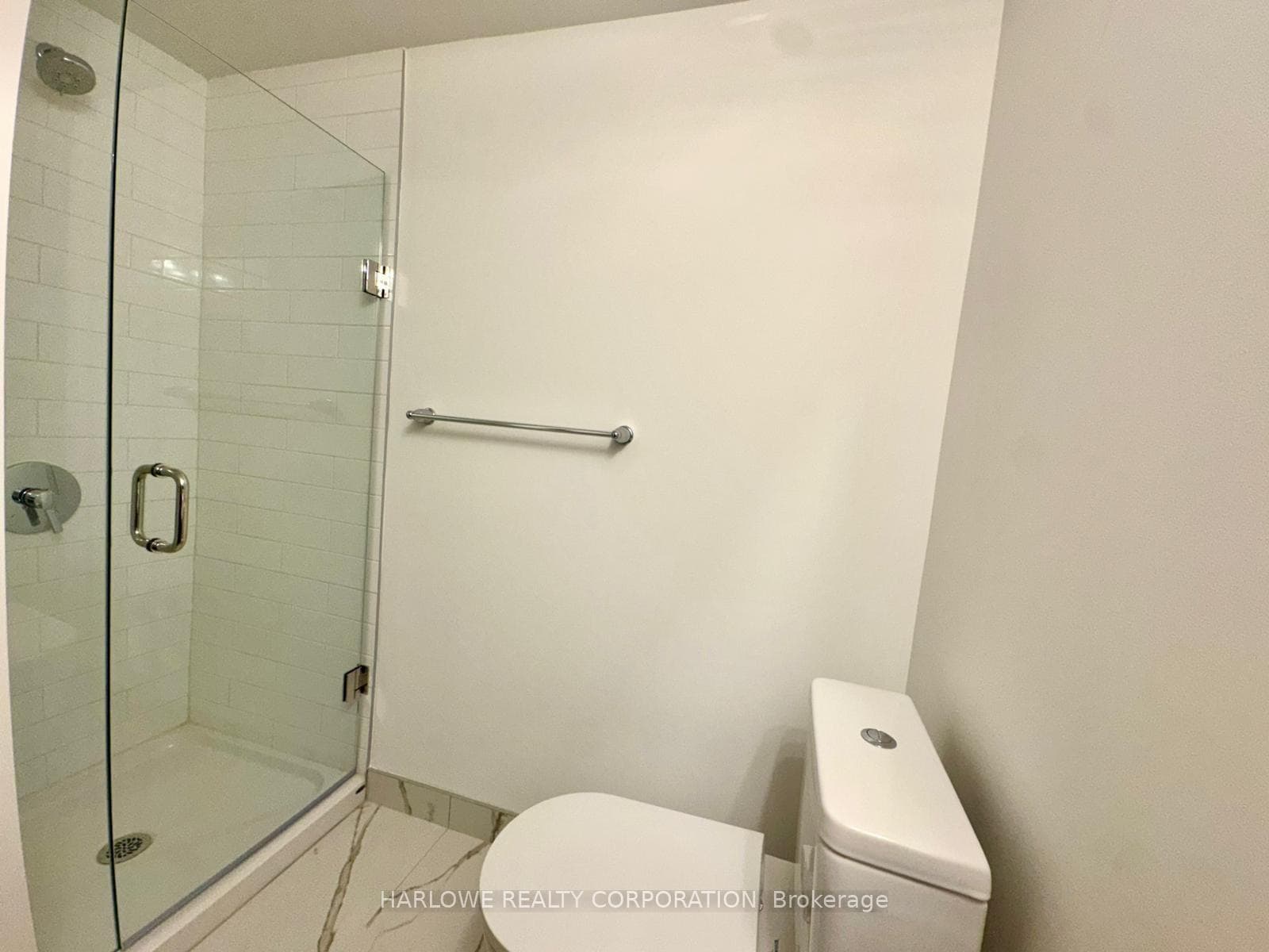 2 Manderley Drive Unit 516 photo 9
