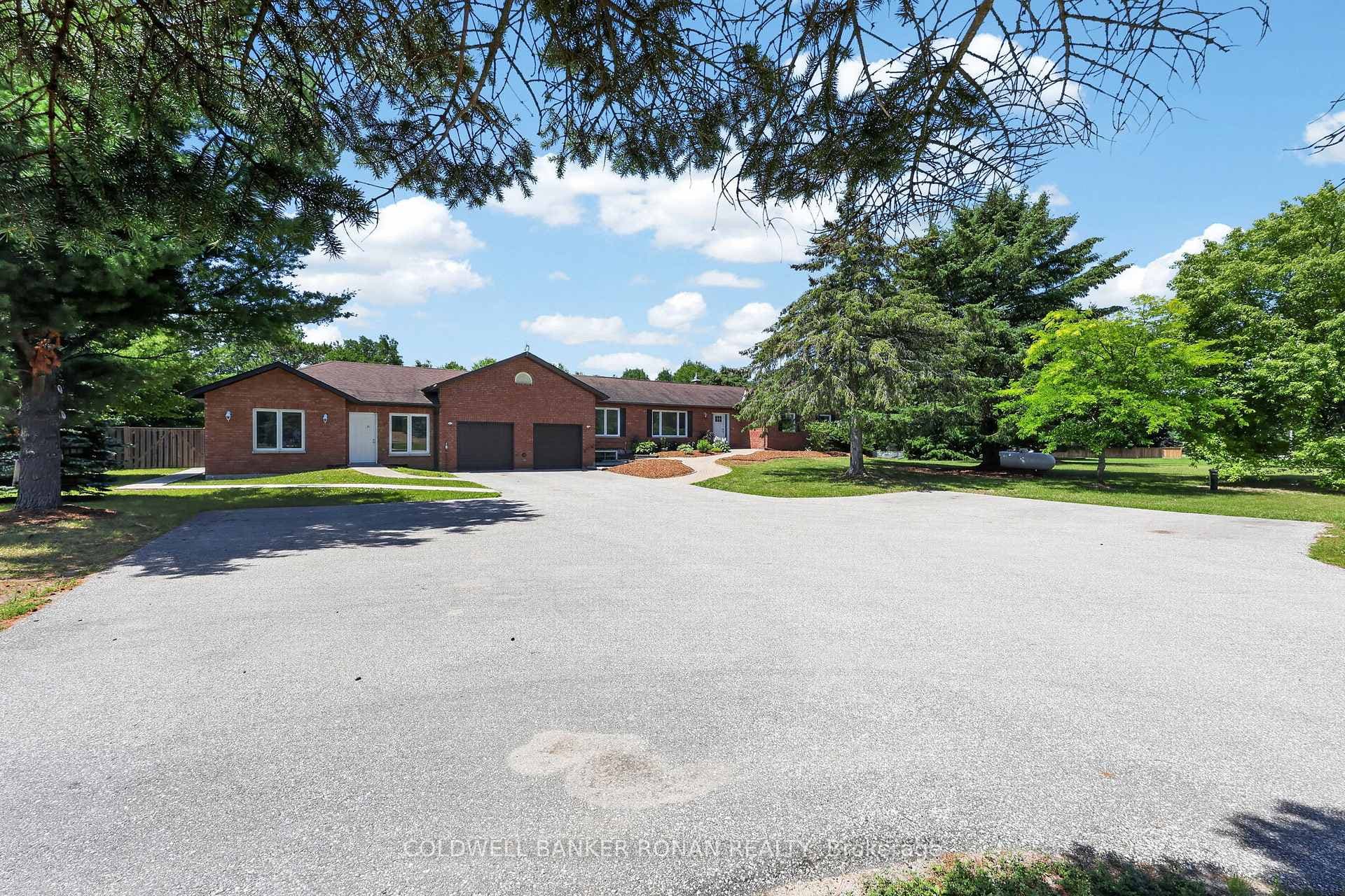 14 Tioga Boulevard photo 2