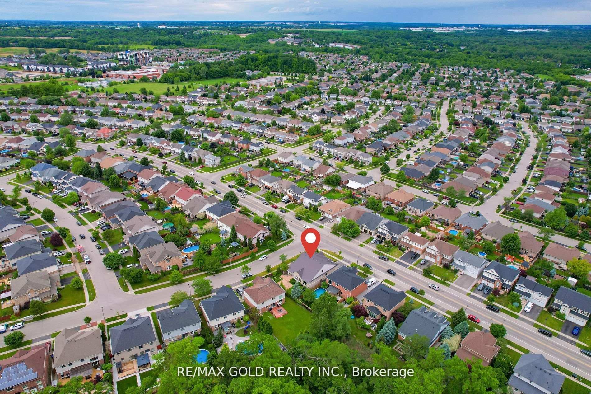 85 Blackburn Drive photo 39