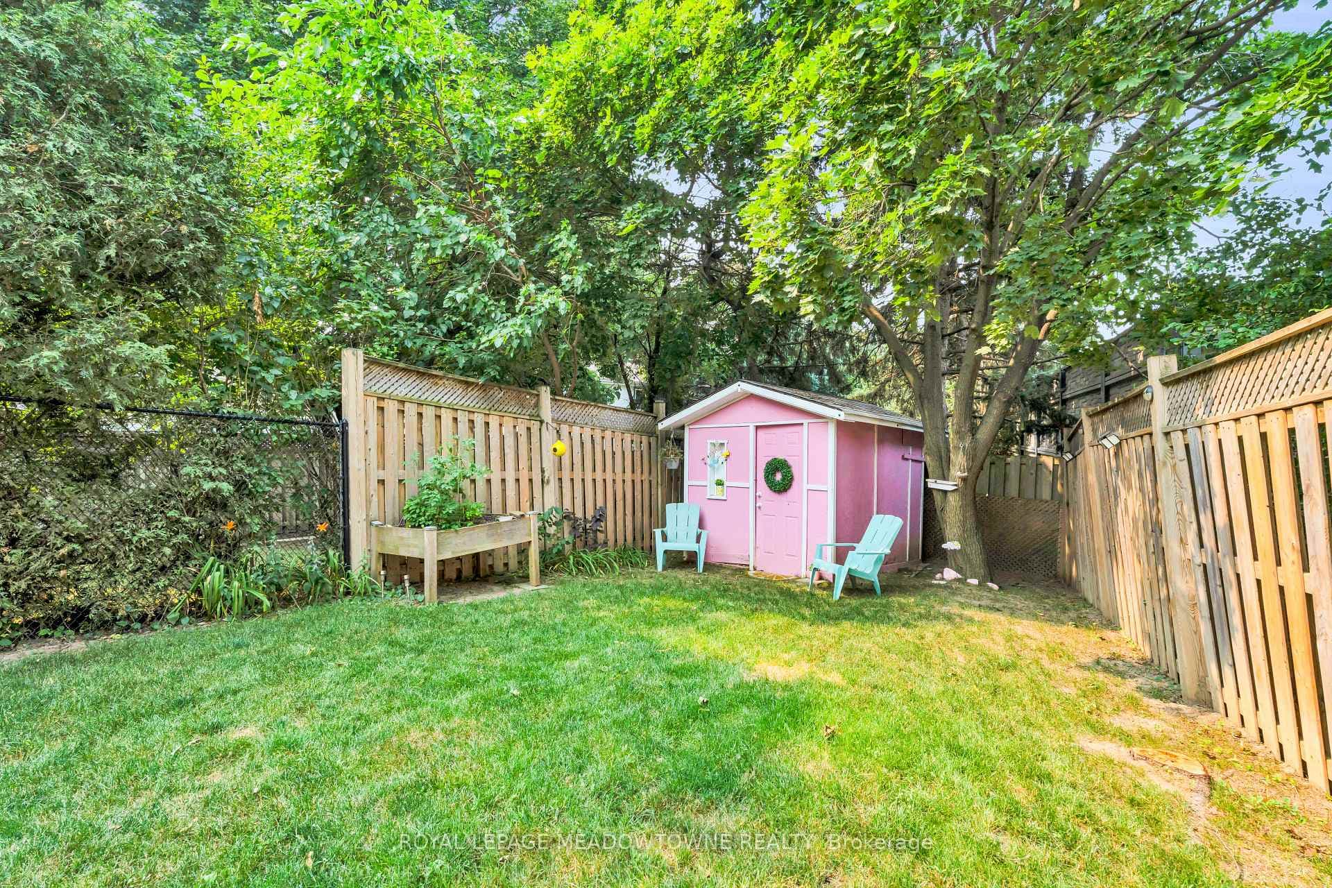 3 Northgate Boulevard photo 37
