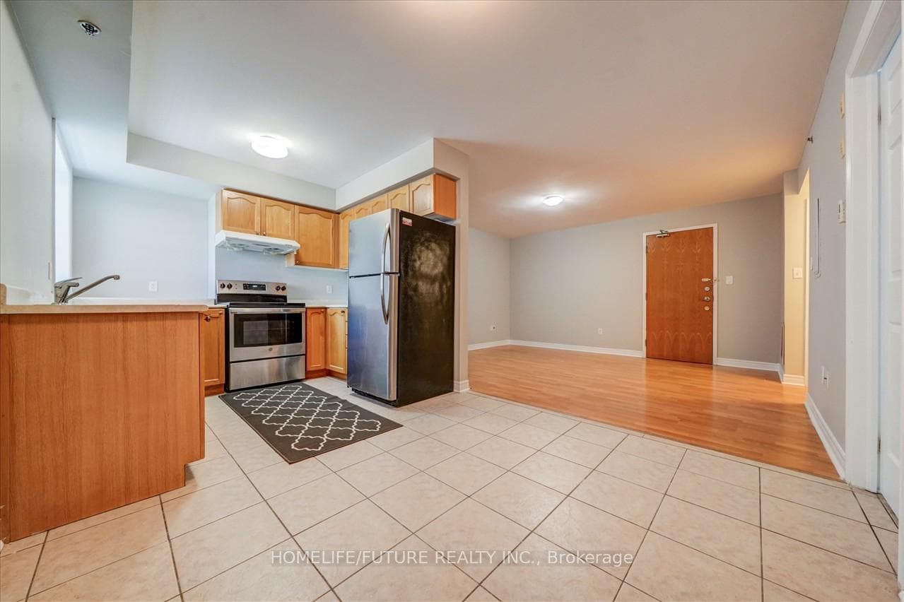 7428 Markham Road Unit 421 photo 19