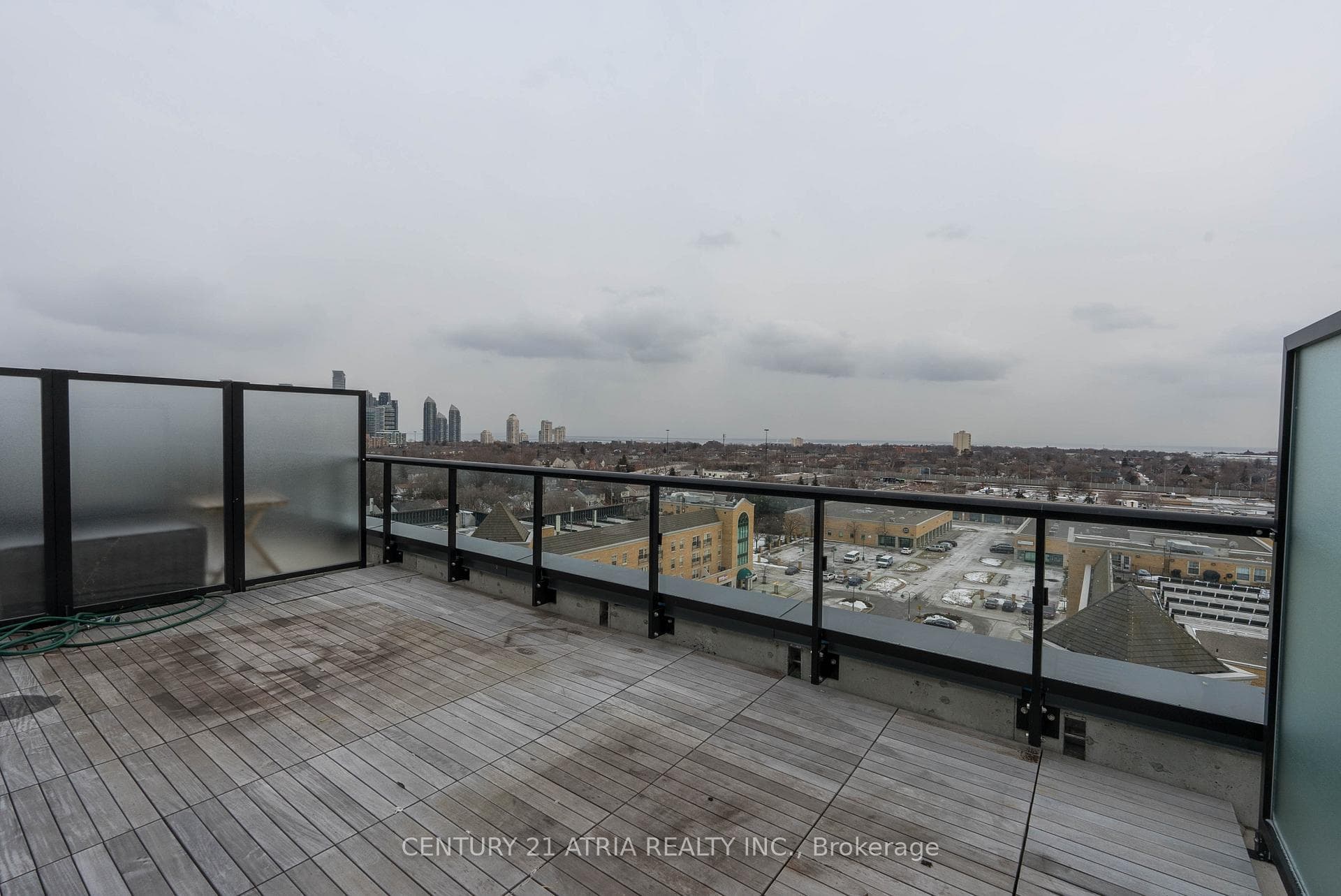 7 Smith Crescent Unit 814 photo 15
