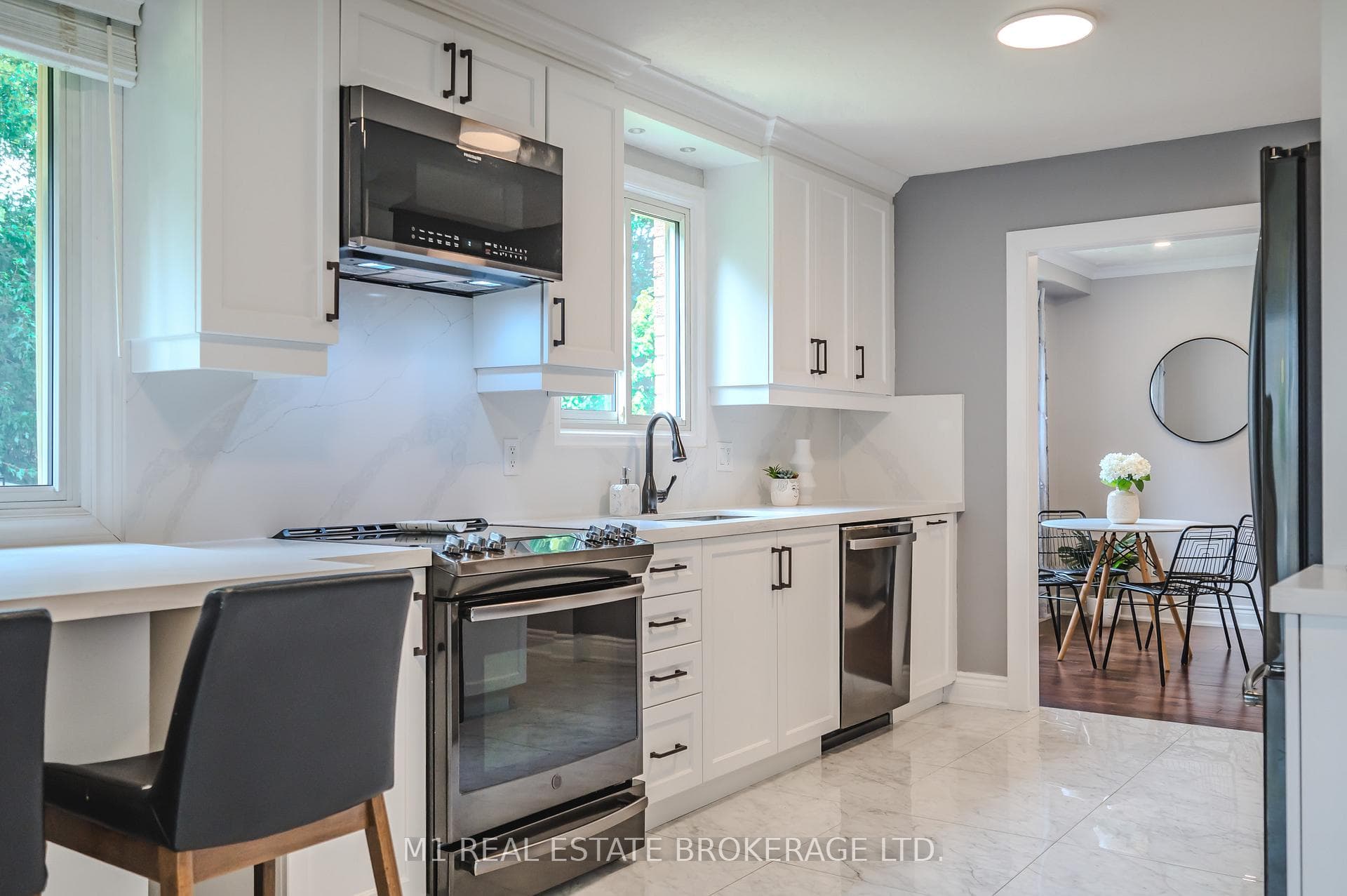 91 Thornhill Drive photo 33