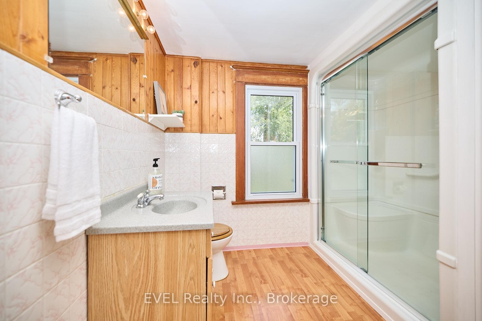 5835 Symmes Street photo 16